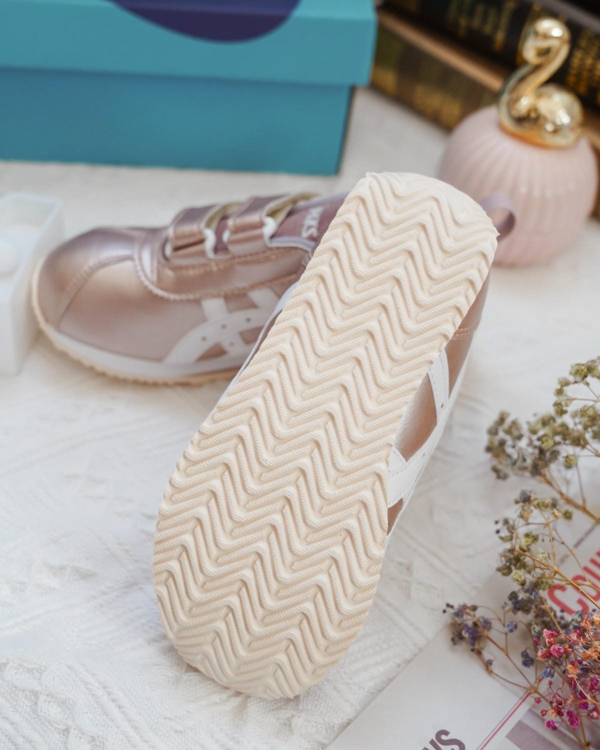 ASICS亞瑟士童鞋 穿搭LOOKBOOK 時尚外型又好穿 適合學齡前兒童25.jpg ASICS亞瑟士童鞋 穿搭LOOKBOOK 時尚外型又好穿 適合學齡前兒童25.jpg