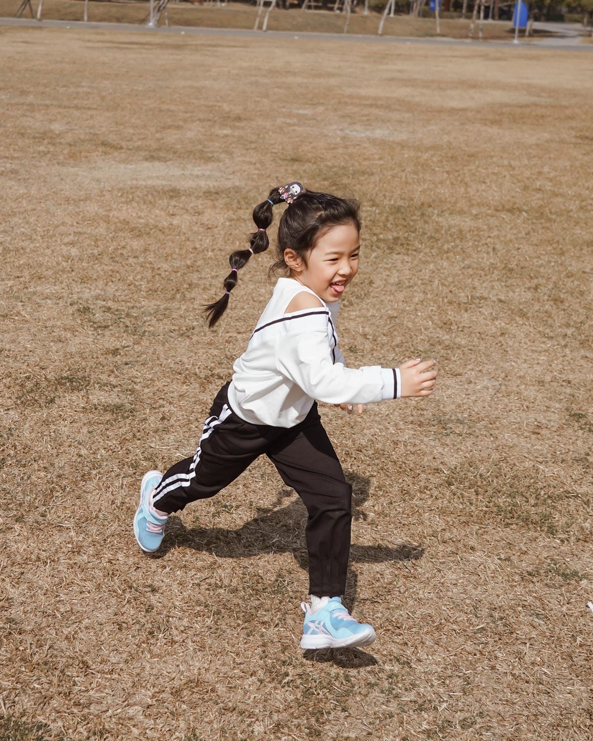 ASICS亞瑟士童鞋 穿搭LOOKBOOK 時尚外型又好穿 適合學齡前兒童46.jpg ASICS亞瑟士童鞋 穿搭LOOKBOOK 時尚外型又好穿 適合學齡前兒童46.jpg