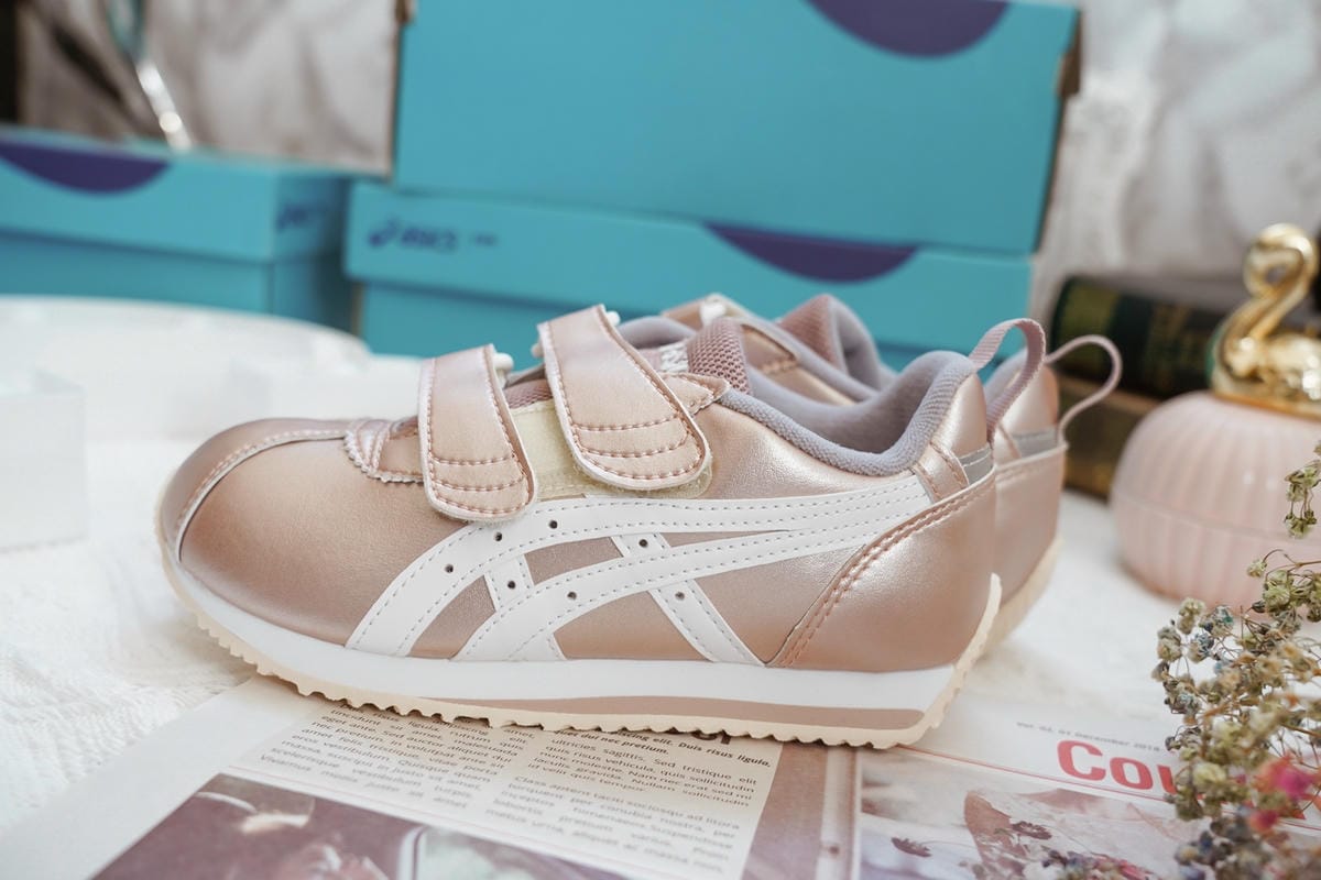 ASICS亞瑟士童鞋 穿搭LOOKBOOK 時尚外型又好穿 適合學齡前兒童24.jpg ASICS亞瑟士童鞋 穿搭LOOKBOOK 時尚外型又好穿 適合學齡前兒童24.jpg