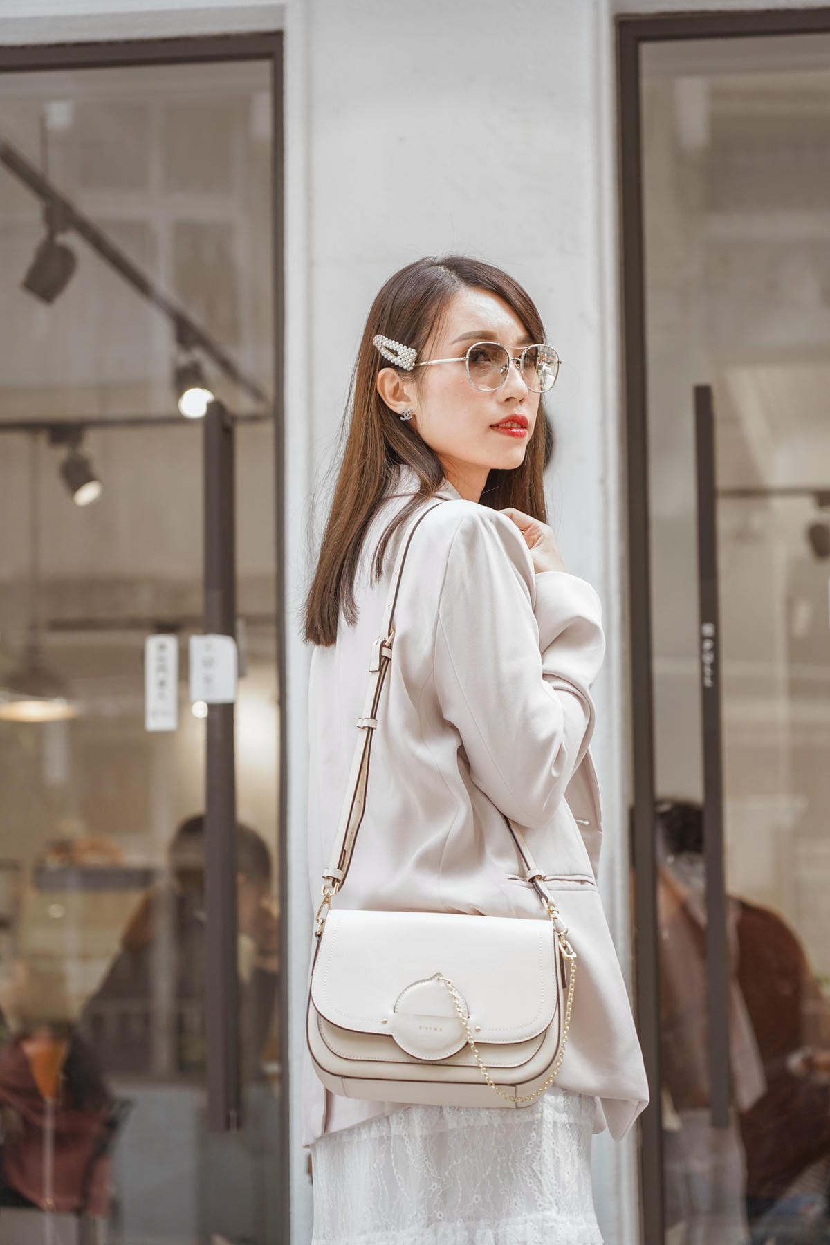 S’AIME東京企劃 春遊必備包款 實用百搭推薦 真皮圓轉鎖手提兩用小方包 仙境馬鞍包 真皮信封掀蓋方塊中夾 55.JPG S’AIME東京企劃 春遊必備包款 實用百搭推薦 真皮圓轉鎖手提兩用小方包 仙境馬鞍包 真皮信封掀蓋方塊中夾 55.JPG