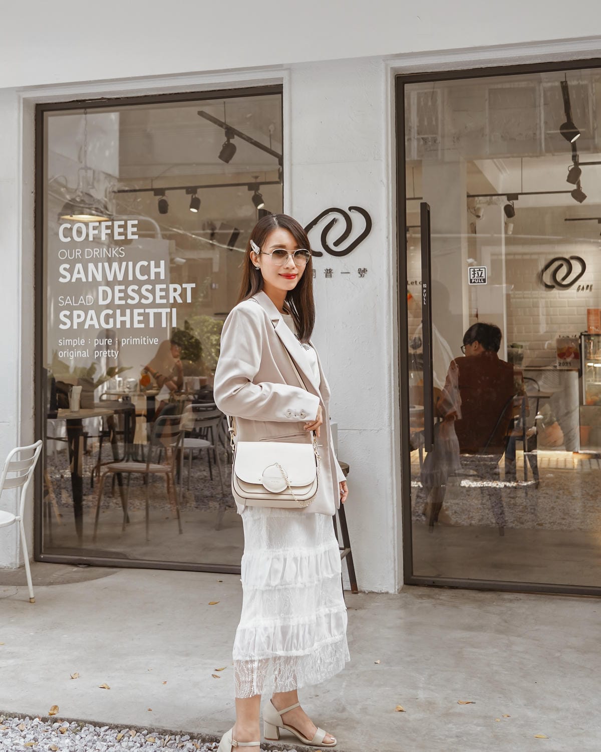 S’AIME東京企劃 春遊必備包款 實用百搭推薦 真皮圓轉鎖手提兩用小方包 仙境馬鞍包 真皮信封掀蓋方塊中夾 47.JPG S’AIME東京企劃 春遊必備包款 實用百搭推薦 真皮圓轉鎖手提兩用小方包 仙境馬鞍包 真皮信封掀蓋方塊中夾 47.JPG