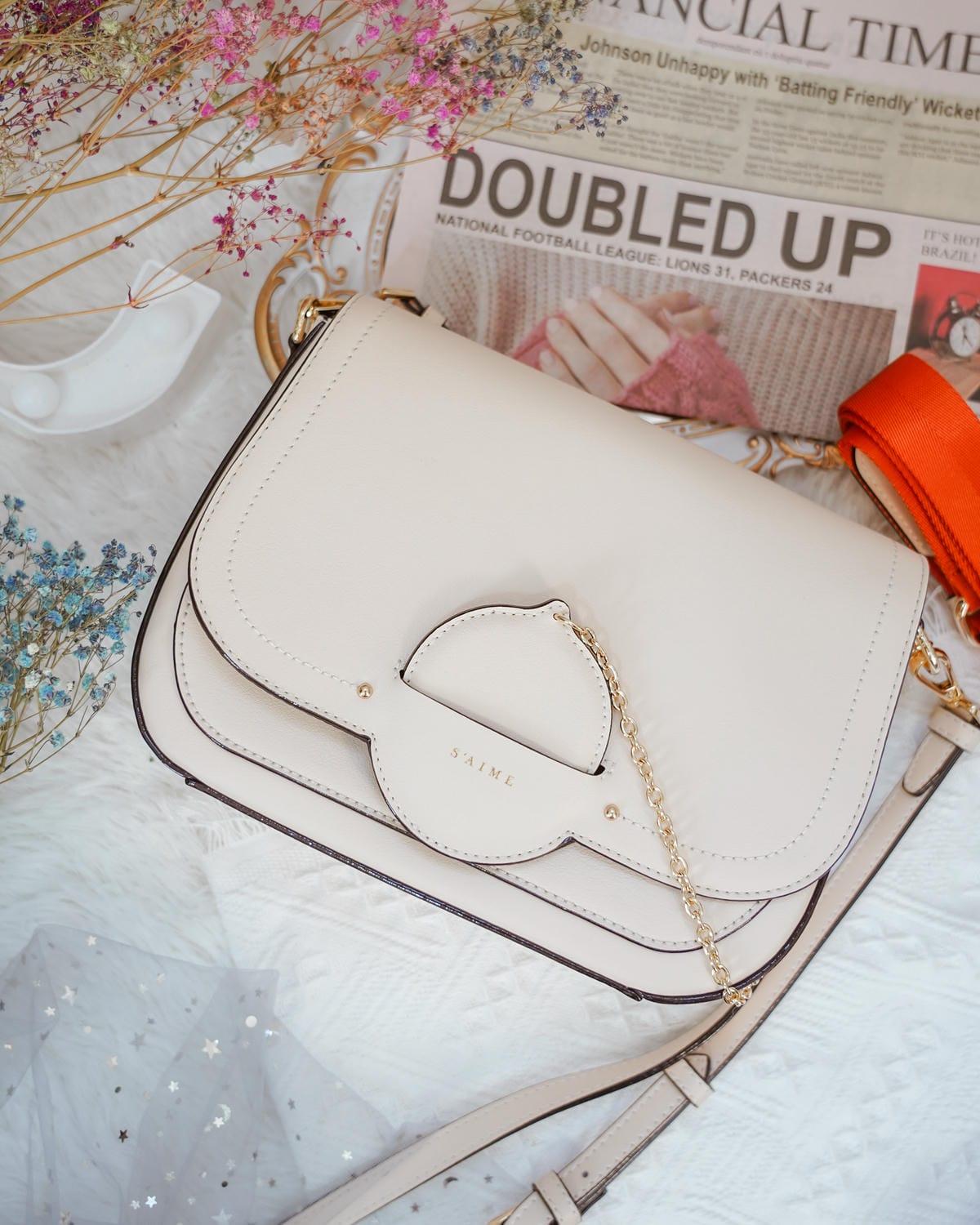 S’AIME東京企劃 春遊必備包款 實用百搭推薦 真皮圓轉鎖手提兩用小方包 仙境馬鞍包 真皮信封掀蓋方塊中夾 34.JPG S’AIME東京企劃 春遊必備包款 實用百搭推薦 真皮圓轉鎖手提兩用小方包 仙境馬鞍包 真皮信封掀蓋方塊中夾 34.JPG