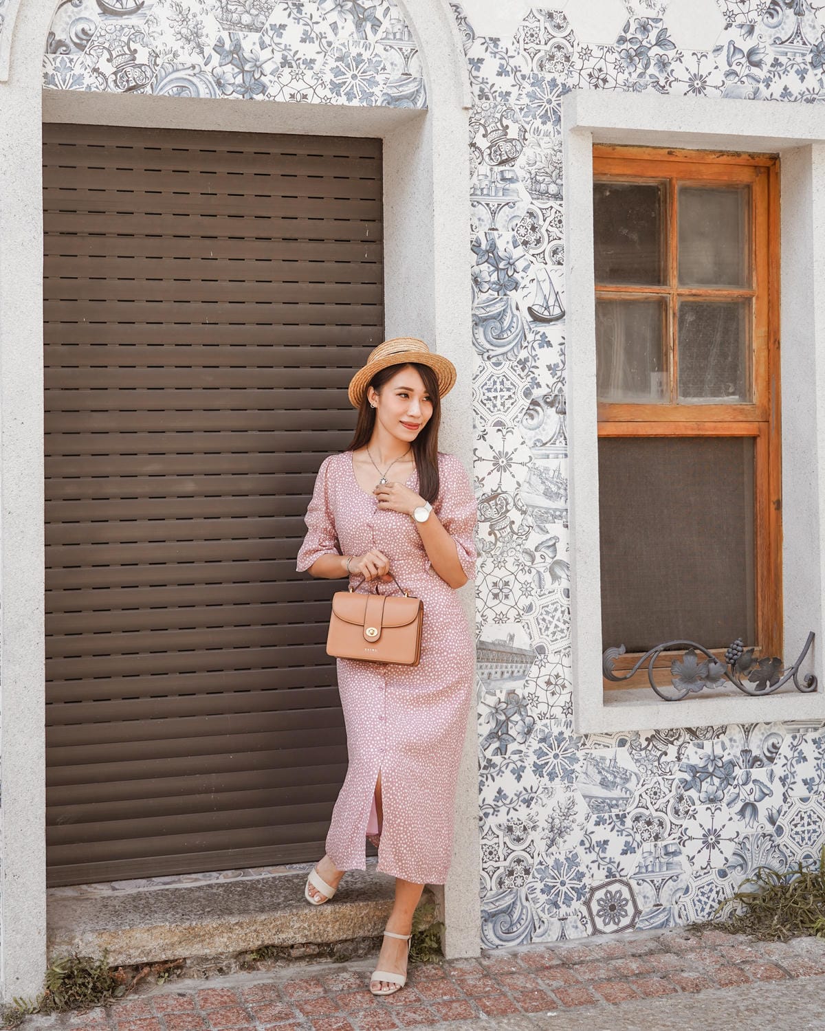 S’AIME東京企劃 春遊必備包款 實用百搭推薦 真皮圓轉鎖手提兩用小方包 仙境馬鞍包 真皮信封掀蓋方塊中夾 24.JPG S’AIME東京企劃 春遊必備包款 實用百搭推薦 真皮圓轉鎖手提兩用小方包 仙境馬鞍包 真皮信封掀蓋方塊中夾 24.JPG