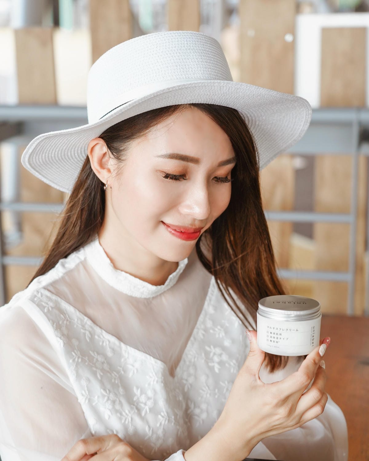 乾燥急救星 unlabel植萃高保濕美容液 植萃舒芙蕾高保濕霜 1+1 日夜保濕不間斷19.JPG