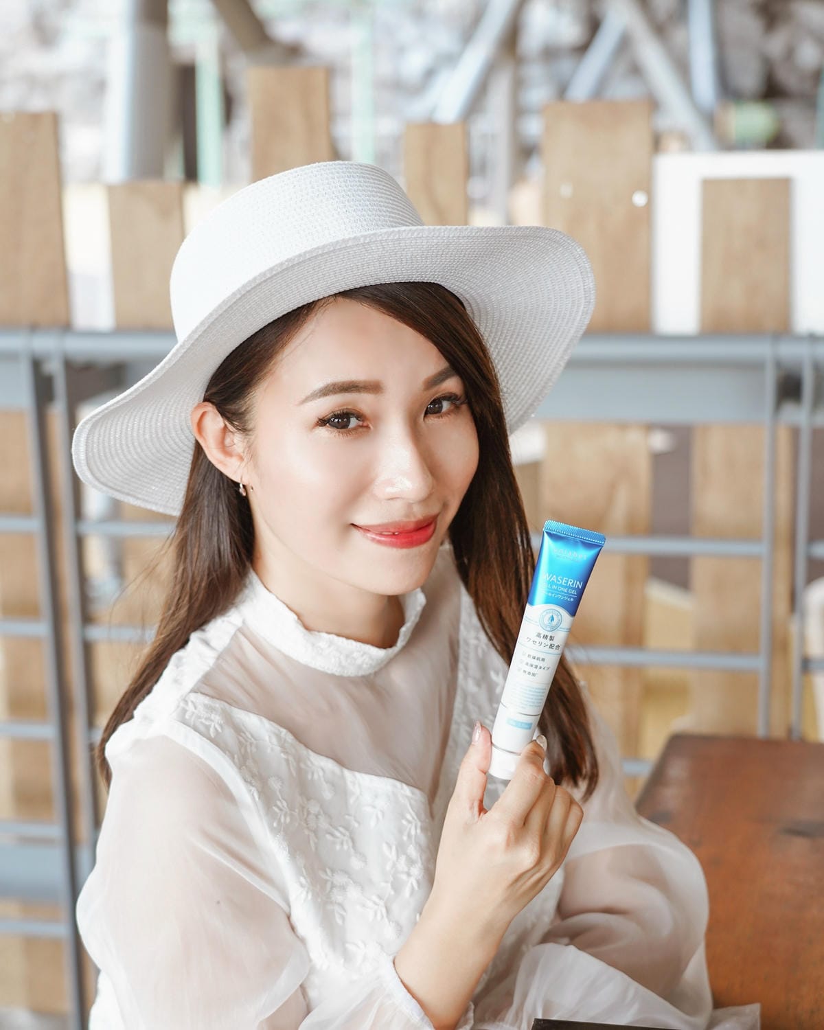 乾燥急救星 unlabel植萃高保濕美容液 植萃舒芙蕾高保濕霜 1+1 日夜保濕不間斷5.JPG