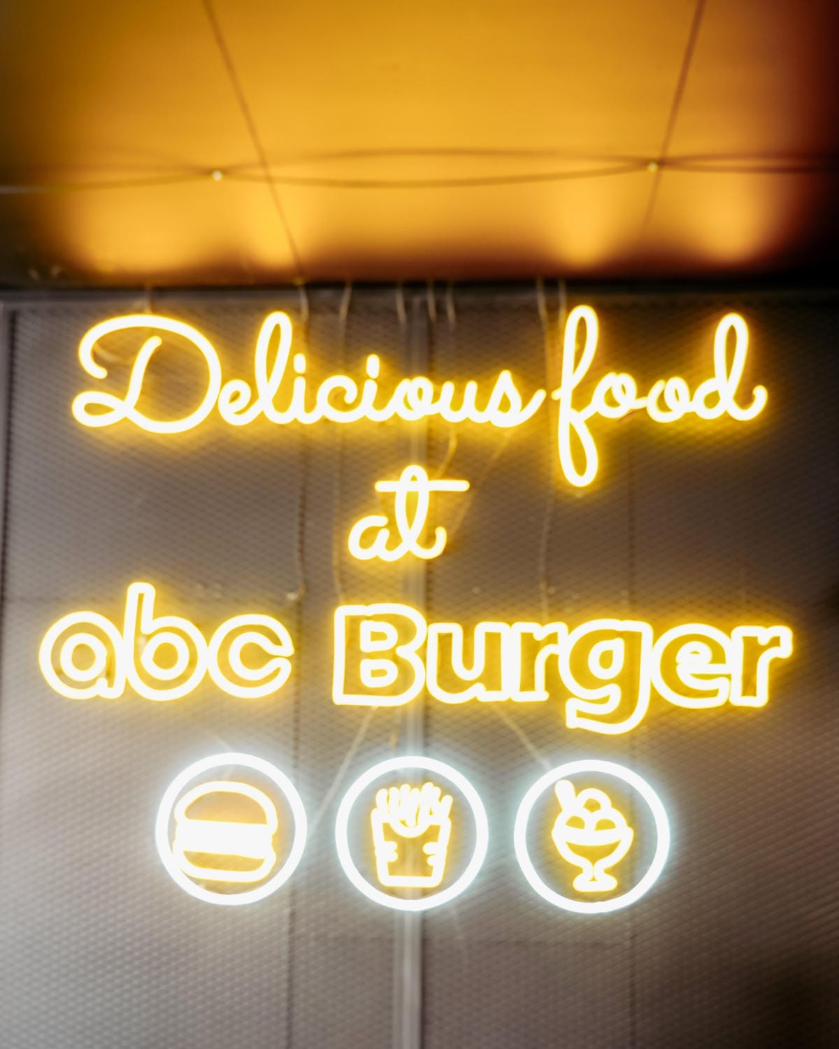 台南中西區美食 ABC BURGER 美式復古漢堡店 手拍漢堡肉 雙層花生醬牛肉堡必吃6.JPG 台南中西區美食 ABC BURGER 美式復古漢堡店 手拍漢堡肉 雙層花生醬牛肉堡必吃6.JPG