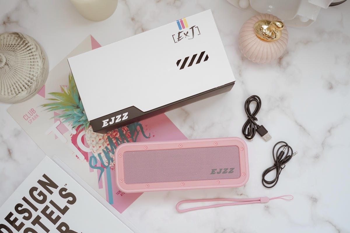 質感生活 EXJ 2021 PANTONE藍牙5.0無線音響喇叭 居家 戶外隨時享有好音質 EJZZ歐爵國際3.jpg 質感生活 EXJ 2021 PANTONE藍牙5.0無線音響喇叭 居家 戶外隨時享有好音質 EJZZ歐爵國際3.jpg