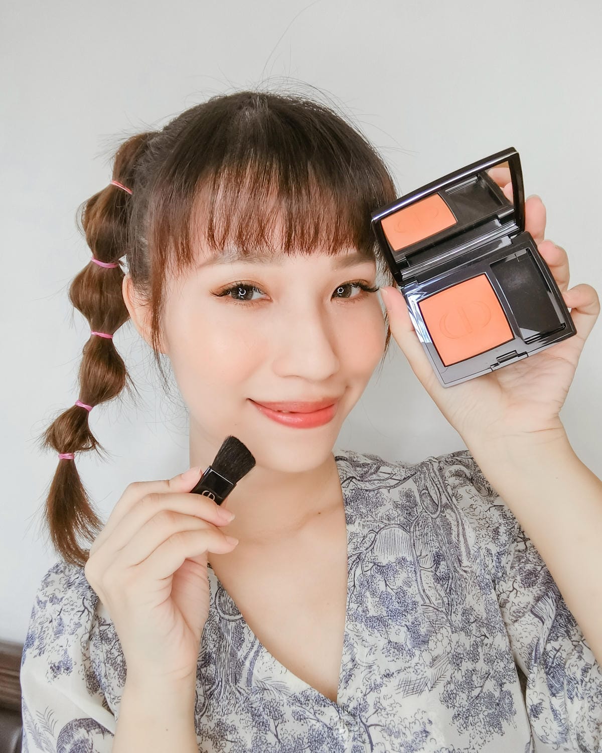 開箱試色 迪奧藍星訂製腮紅盤 #643 Stand Out 顯好氣色的南瓜橘9.JPG 開箱試色 迪奧藍星訂製腮紅盤 #643 Stand Out 顯好氣色的南瓜橘9.JPG