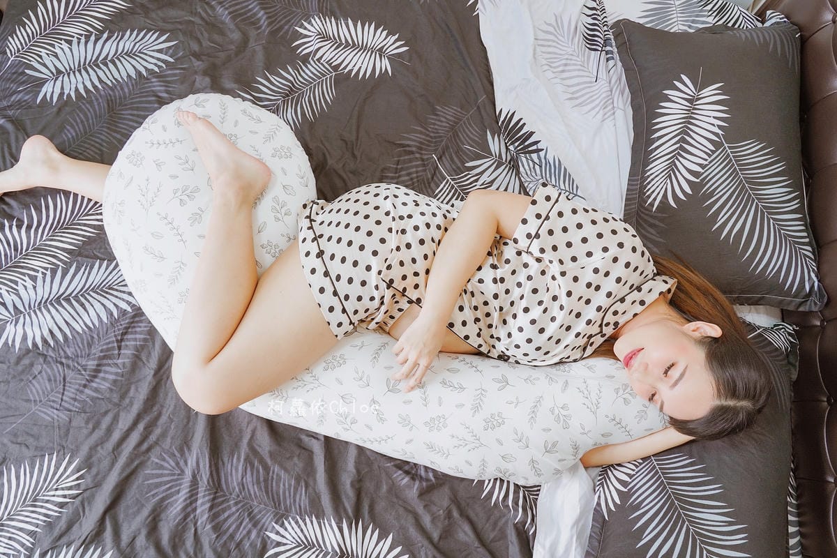 Hugsie孕婦枕 孕媽咪的伴睡神隊友 多種用法一次分享14.JPG Hugsie孕婦枕 孕媽咪的伴睡神隊友 多種用法一次分享14.JPG