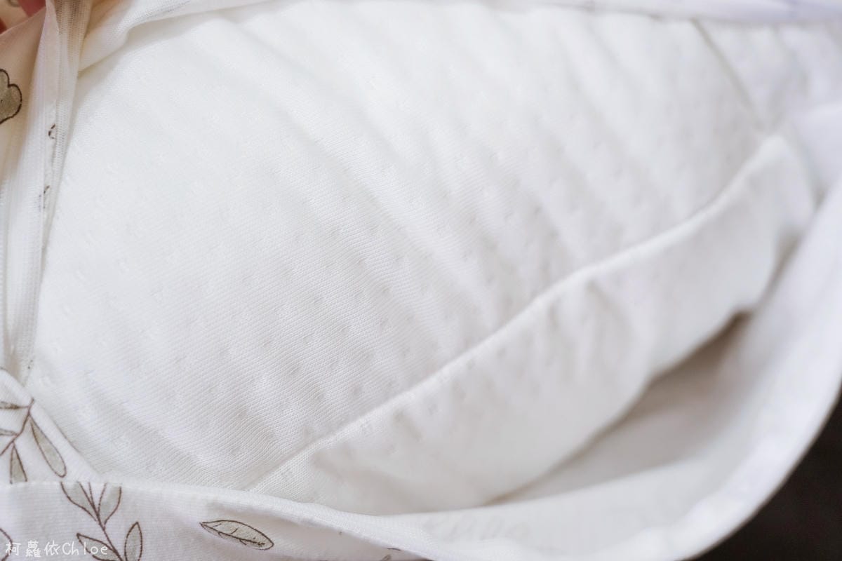 Hugsie孕婦枕 孕媽咪的伴睡神隊友 多種用法一次分享8.jpg Hugsie孕婦枕 孕媽咪的伴睡神隊友 多種用法一次分享8.jpg