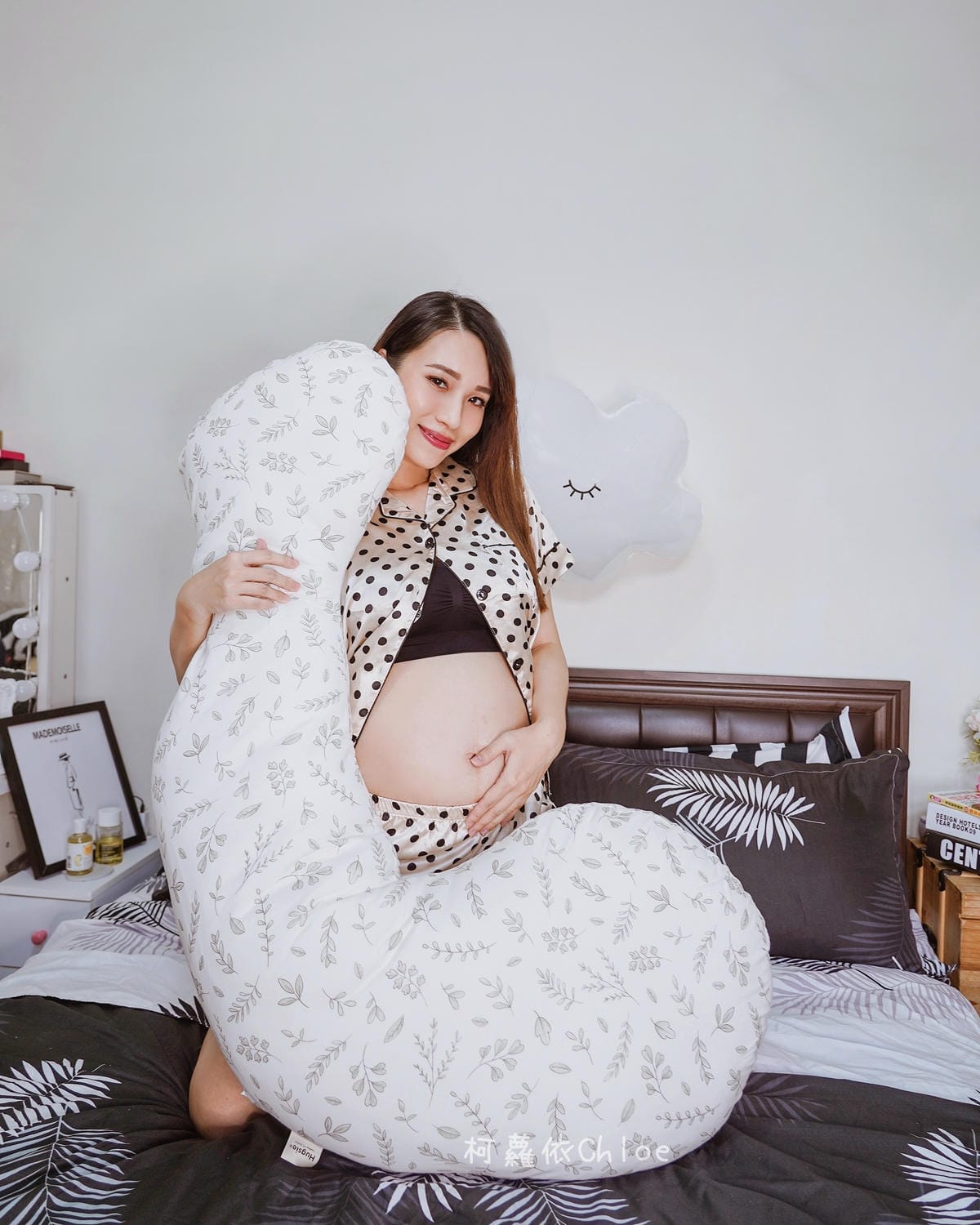 Hugsie孕婦枕 孕媽咪的伴睡神隊友 多種用法一次分享1.JPG Hugsie孕婦枕 孕媽咪的伴睡神隊友 多種用法一次分享1.JPG