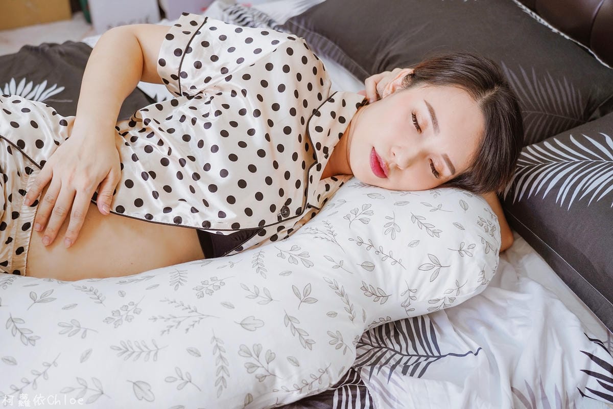 Hugsie孕婦枕 孕媽咪的伴睡神隊友 多種用法一次分享15.JPG Hugsie孕婦枕 孕媽咪的伴睡神隊友 多種用法一次分享15.JPG