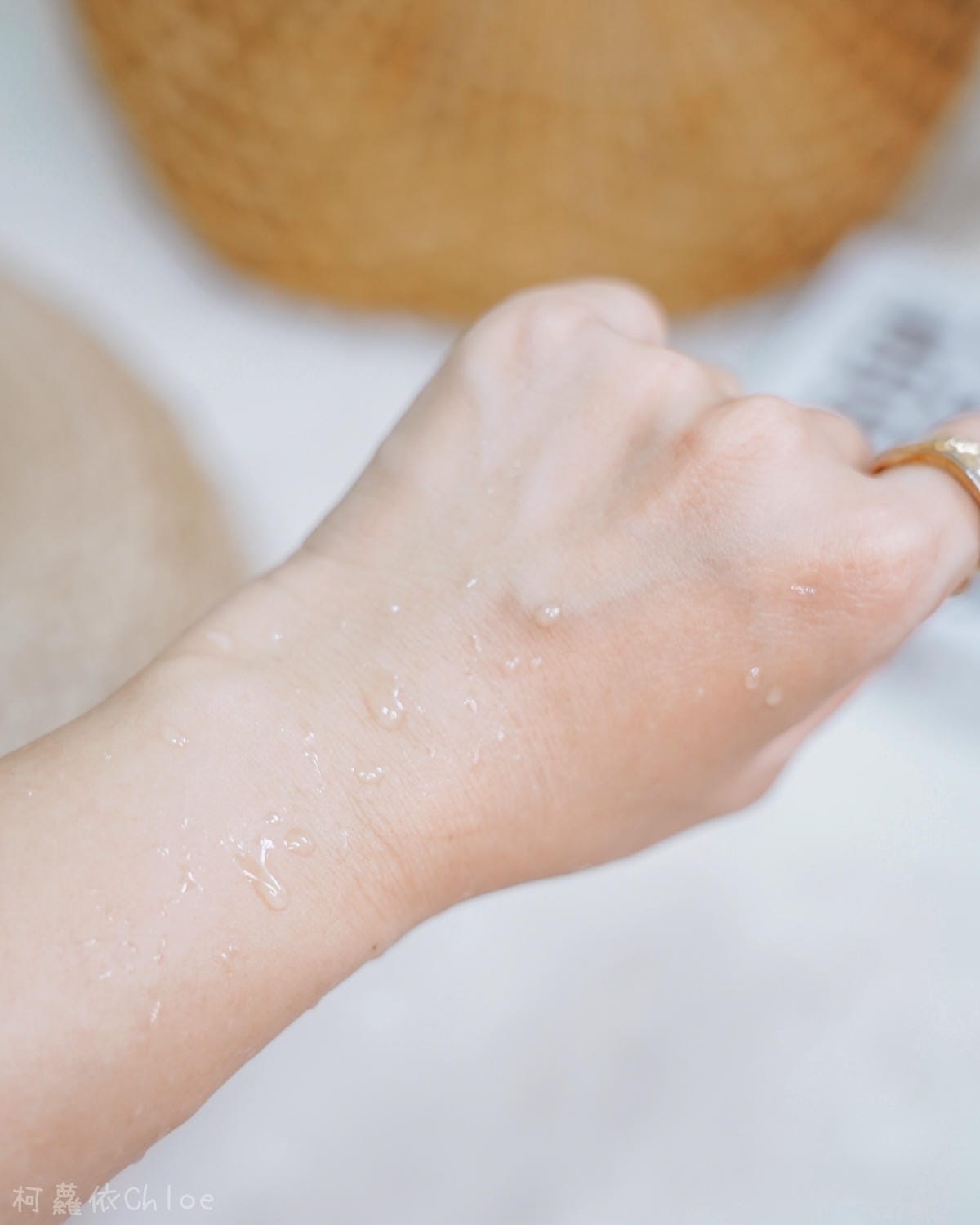 身體防曬推薦 ORBIS極緻抗陽防曬水凝乳 抗UV神隊友M.jpg