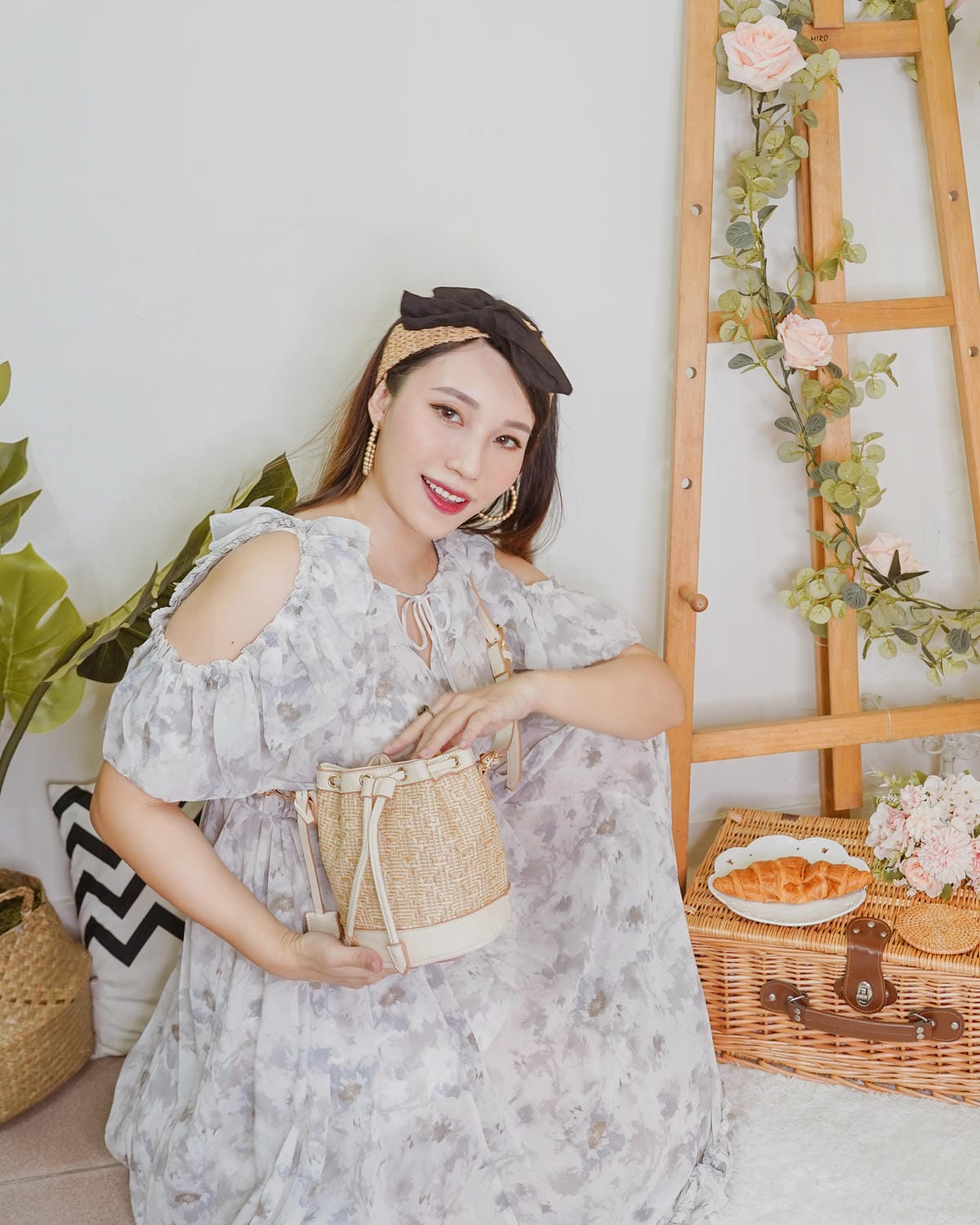 LIPPY 盛夏度假系列南法莊園Summer Bucket夏日水桶包 奶油白2.JPG LIPPY 盛夏度假系列南法莊園Summer Bucket夏日水桶包 奶油白2.JPG