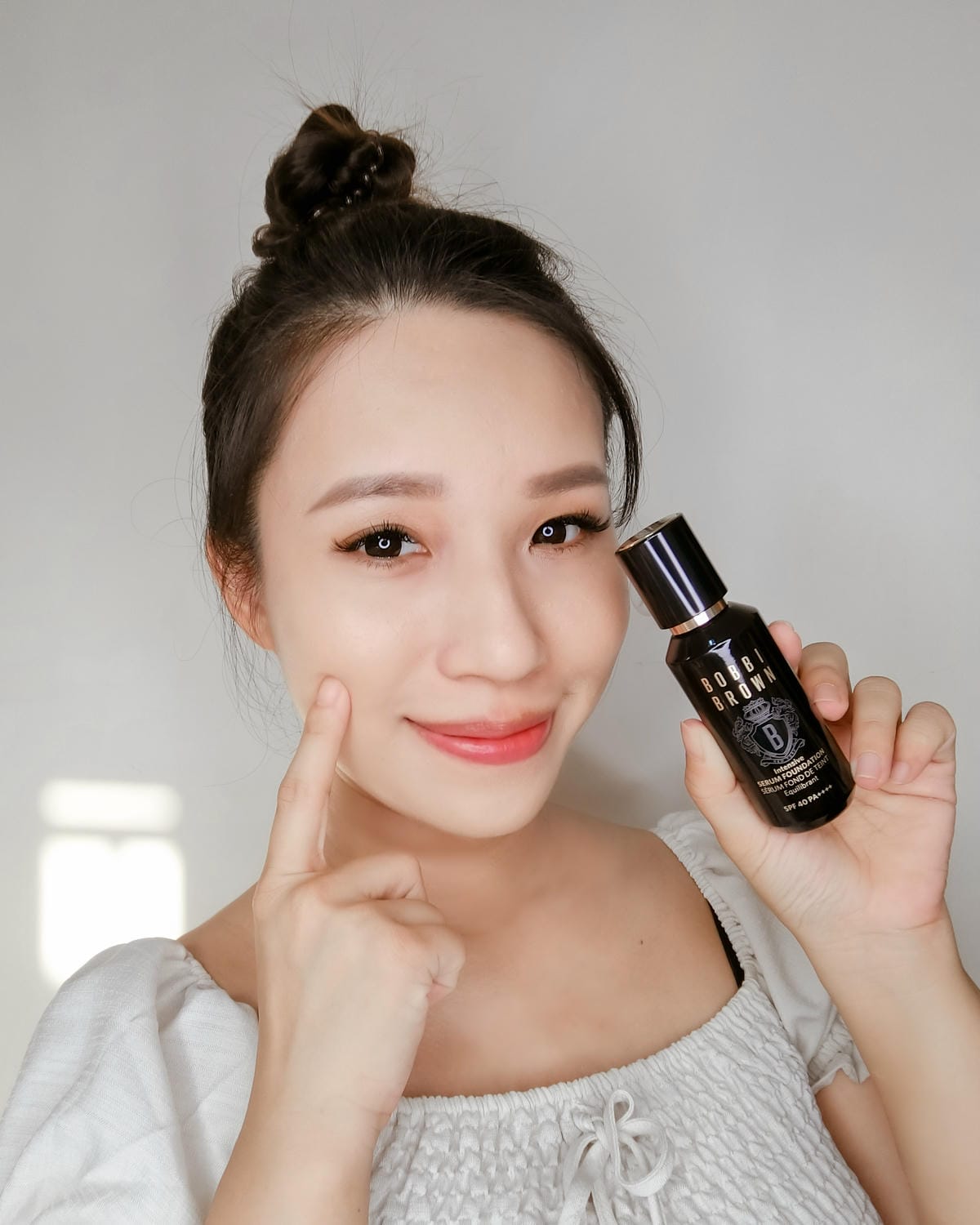 Bobbi Brown冬蟲夏草精華粉底9.JPG