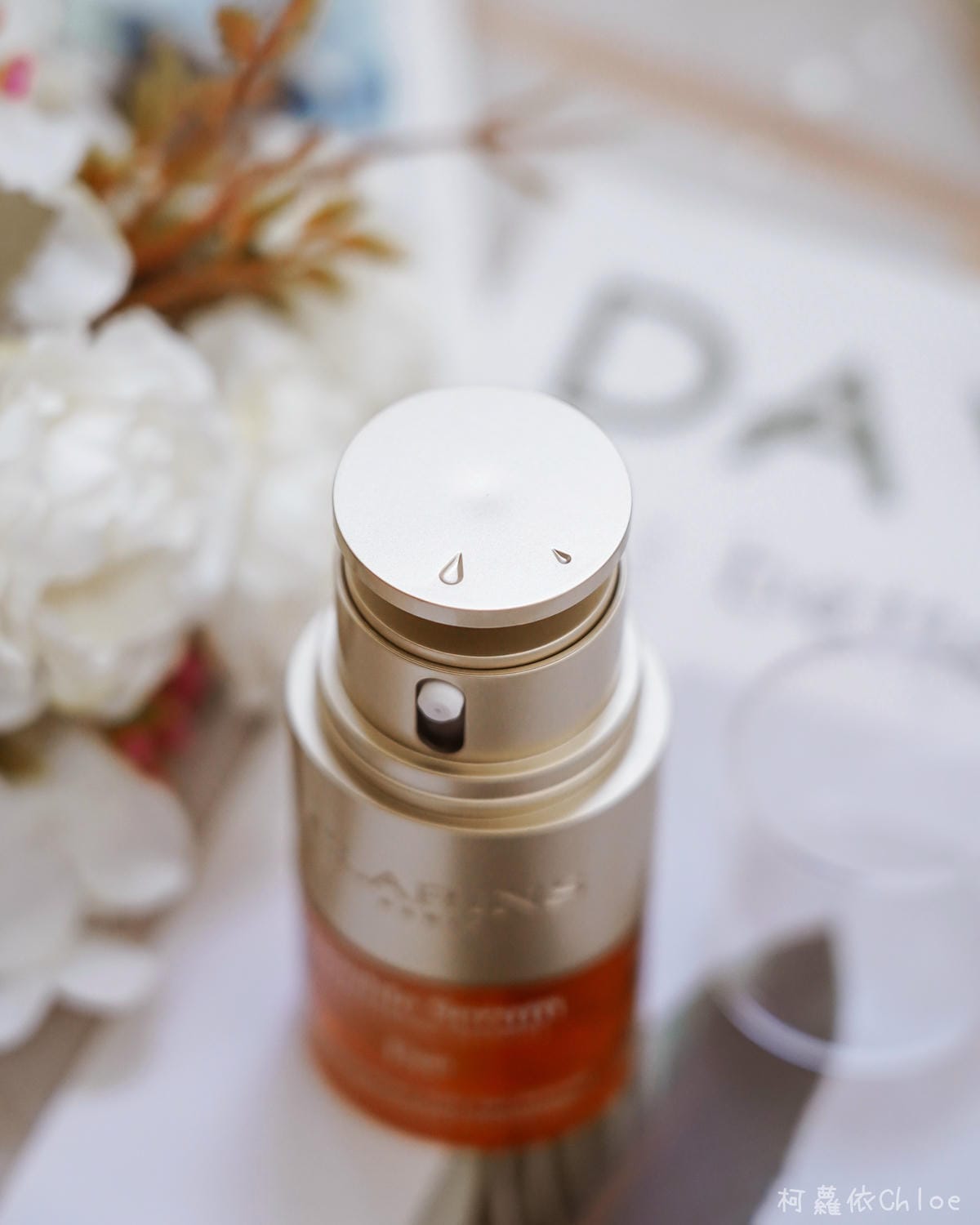 眼部精華 克蘭詩黃金亮眼萃 X 黃金雙激萃 周年慶眼霜精華液推薦8.jpg 眼部精華 克蘭詩黃金亮眼萃 X 黃金雙激萃 周年慶眼霜精華液推薦8.jpg