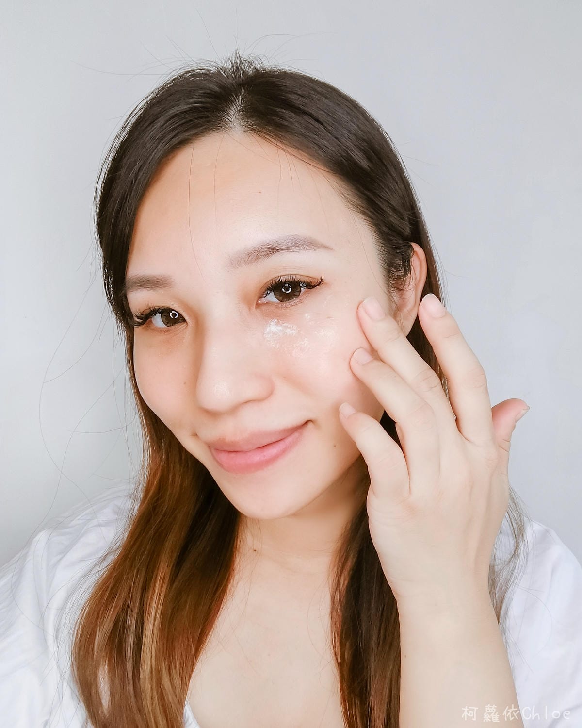 眼部精華 克蘭詩黃金亮眼萃 X 黃金雙激萃 周年慶眼霜精華液推薦12.jpg 眼部精華 克蘭詩黃金亮眼萃 X 黃金雙激萃 周年慶眼霜精華液推薦12.jpg