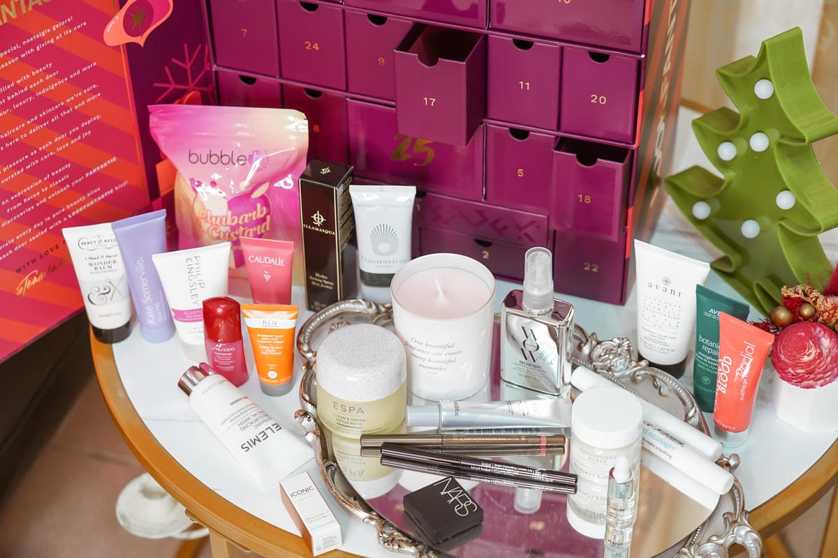 開箱 2021 LOOKFANTASTIC 聖誕倒數日曆禮盒 聖誕禮物 每天充滿驚喜25樣美妝品7.jpg 開箱 2021 LOOKFANTASTIC 聖誕倒數日曆禮盒 聖誕禮物 每天充滿驚喜25樣美妝品7.jpg