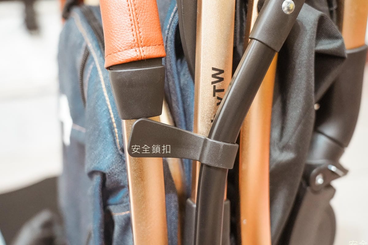 高CP值嬰兒推車推薦 BabyTW歐式秒收輕巧嬰兒手推車 快速折疊好收納8.jpg