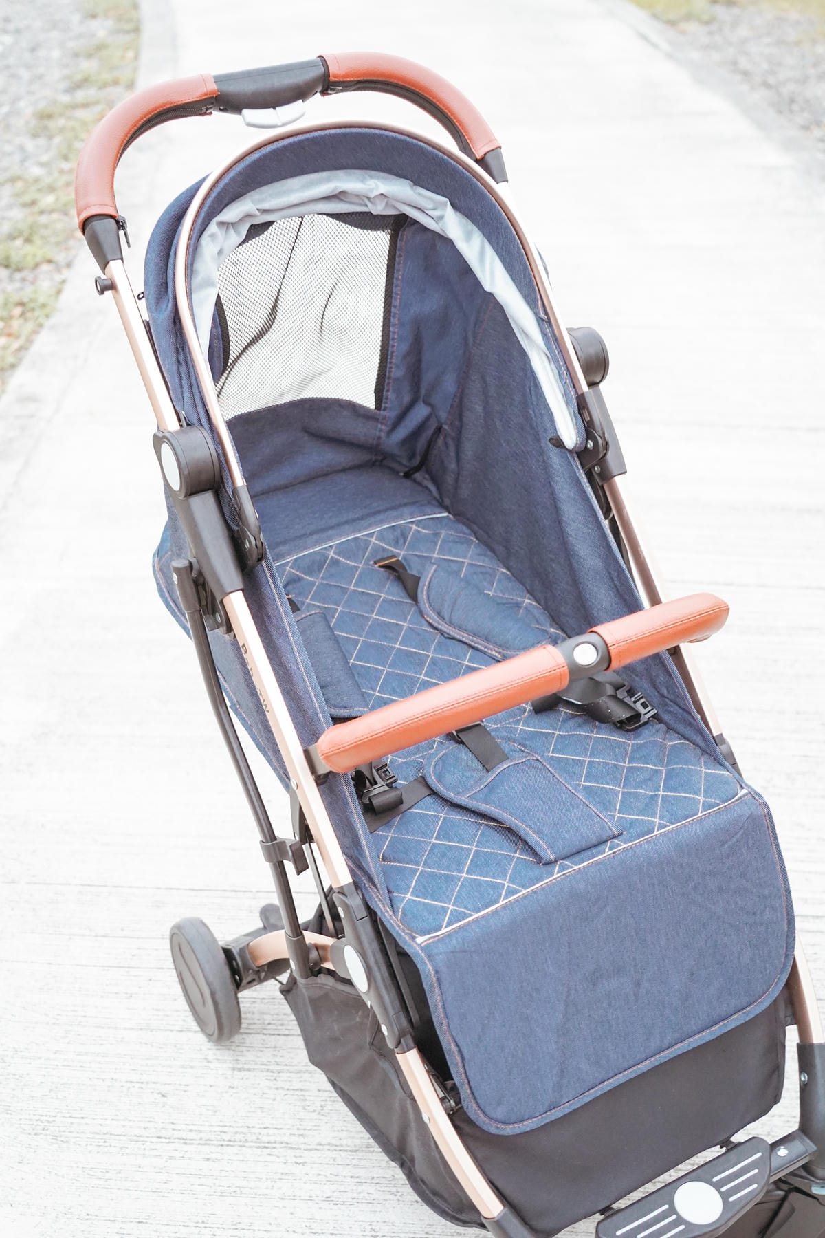 高CP值嬰兒推車推薦 BabyTW歐式秒收輕巧嬰兒手推車 快速折疊好收納11.jpg