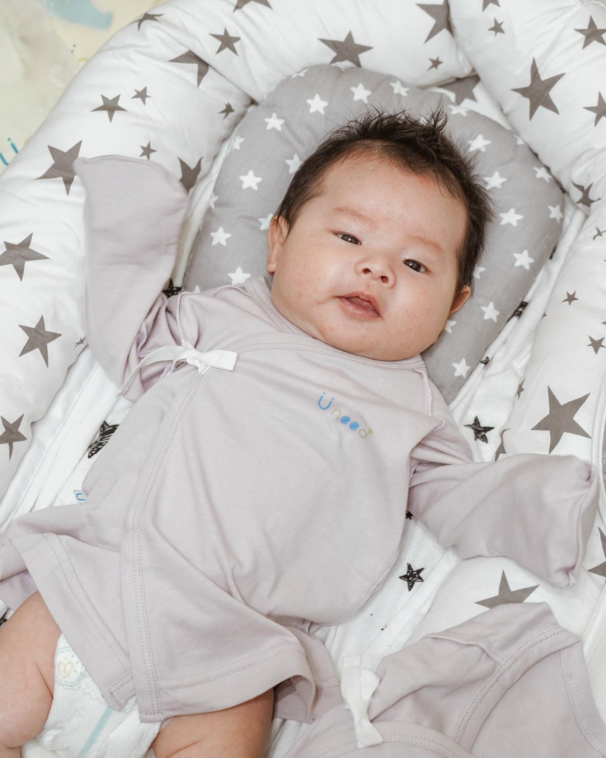 Uneed寶寶彌月禮盒 MIT童裝 親膚呵護寶寶肌膚 新生兒實用包衣 口水巾 圍兜 包巾 周歲禮盒推薦1.jpg Uneed寶寶彌月禮盒 MIT童裝 親膚呵護寶寶肌膚 新生兒實用包衣 口水巾 圍兜 包巾 周歲禮盒推薦1.jpg