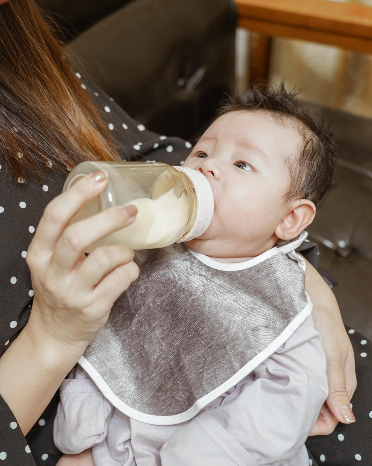 Uneed寶寶彌月禮盒 MIT童裝 親膚呵護寶寶肌膚 新生兒實用包衣 口水巾 圍兜 包巾 周歲禮盒推薦26A.jpg Uneed寶寶彌月禮盒 MIT童裝 親膚呵護寶寶肌膚 新生兒實用包衣 口水巾 圍兜 包巾 周歲禮盒推薦26A.jpg