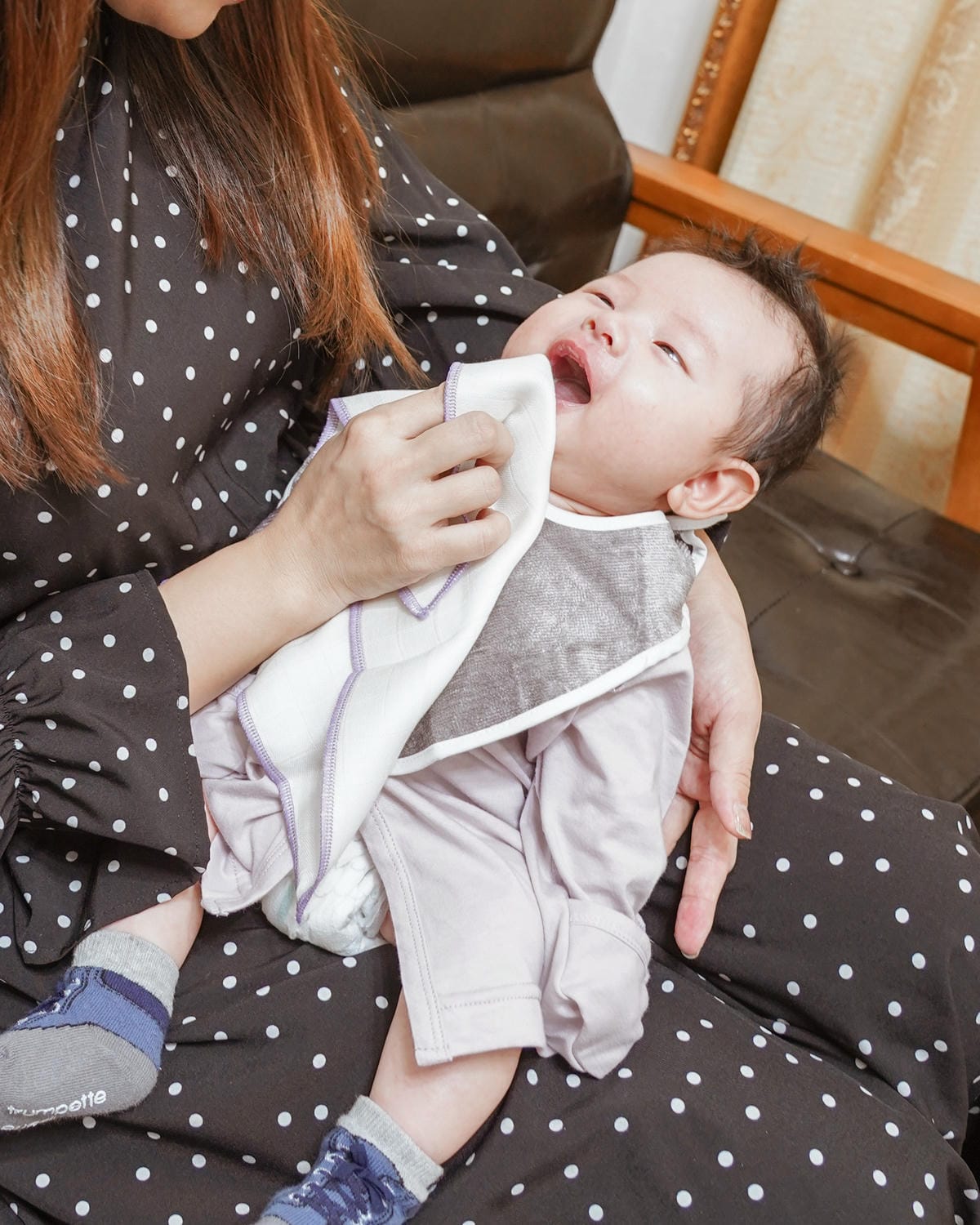 Uneed寶寶彌月禮盒 MIT童裝 親膚呵護寶寶肌膚 新生兒實用包衣 口水巾 圍兜 包巾 周歲禮盒推薦34.jpg Uneed寶寶彌月禮盒 MIT童裝 親膚呵護寶寶肌膚 新生兒實用包衣 口水巾 圍兜 包巾 周歲禮盒推薦34.jpg