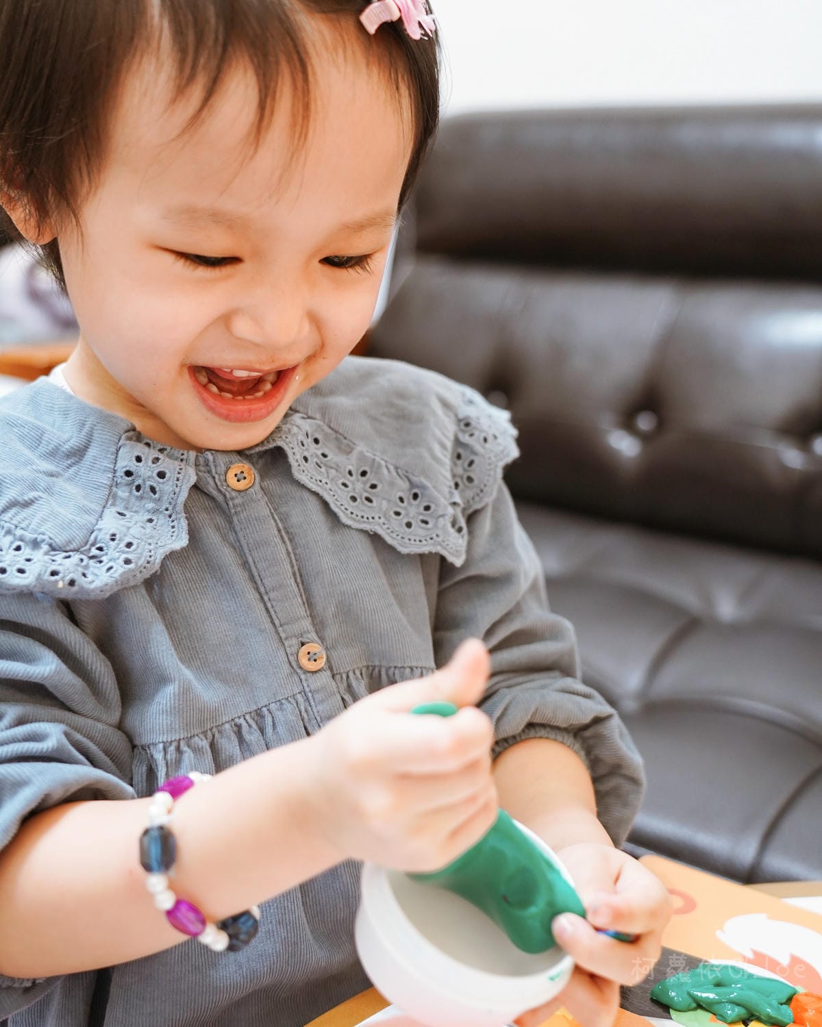 團購 Familidoo 米多 12色蜂蠟筆 有機矽膠黏土 療癒黏土 無毒安心好好玩25.jpg 團購 Familidoo 米多 12色蜂蠟筆 有機矽膠黏土 療癒黏土 無毒安心好好玩25.jpg