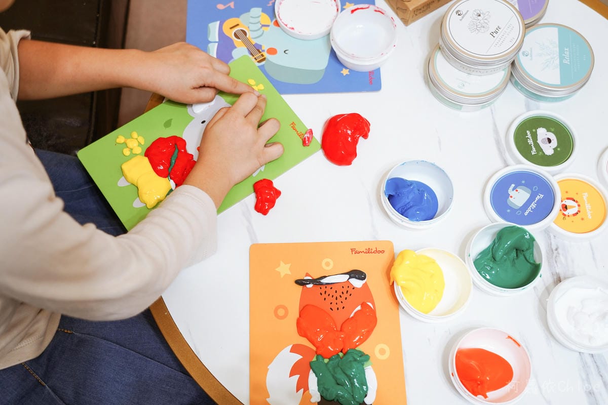 團購 Familidoo 米多 12色蜂蠟筆 有機矽膠黏土 療癒黏土 無毒安心好好玩30.jpg 團購 Familidoo 米多 12色蜂蠟筆 有機矽膠黏土 療癒黏土 無毒安心好好玩30.jpg