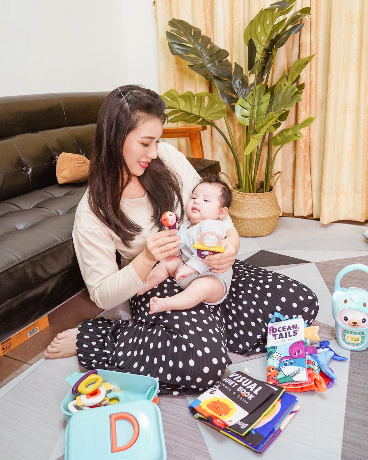 小牛津 育兒安撫神器開箱 365帽T熊故事機 布書 固齒器 企鵝寶貝 獨家首團114結團53A.JPG 小牛津 育兒安撫神器開箱 365帽T熊故事機 布書 固齒器 企鵝寶貝 獨家首團114結團53A.JPG