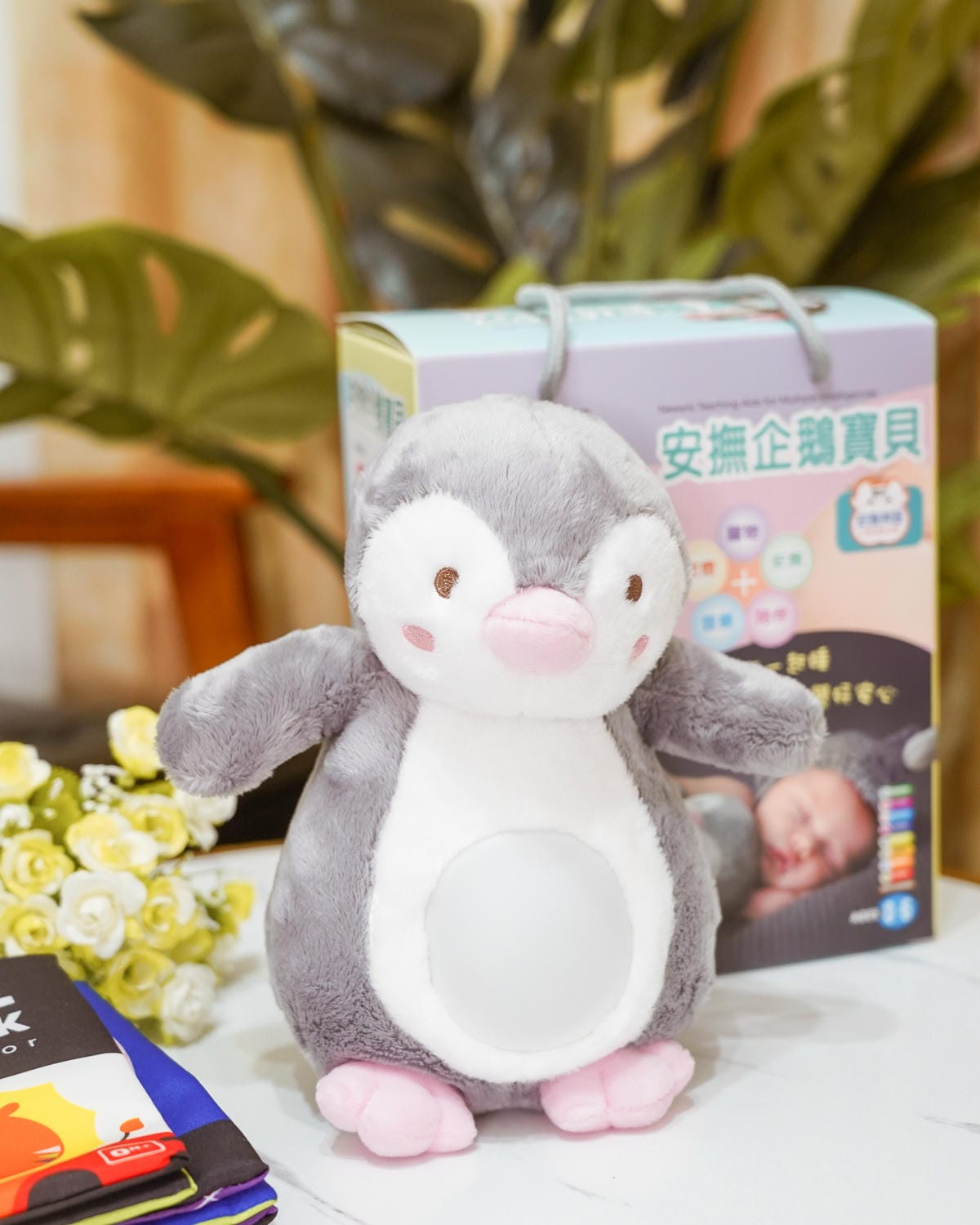 小牛津 育兒安撫神器開箱 365帽T熊故事機 布書 固齒器 企鵝寶貝 獨家首團114結團59.jpg 小牛津 育兒安撫神器開箱 365帽T熊故事機 布書 固齒器 企鵝寶貝 獨家首團114結團59.jpg