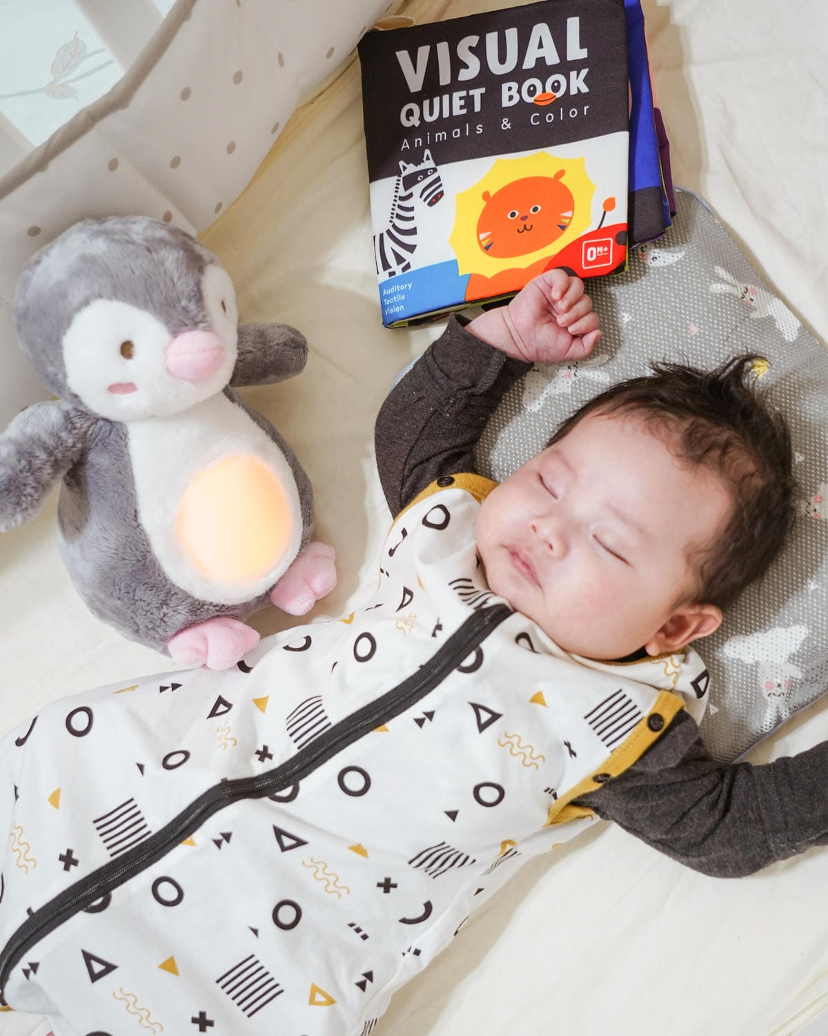 小牛津 育兒安撫神器開箱 365帽T熊故事機 布書 固齒器 企鵝寶貝 獨家首團114結團67.jpg 小牛津 育兒安撫神器開箱 365帽T熊故事機 布書 固齒器 企鵝寶貝 獨家首團114結團67.jpg