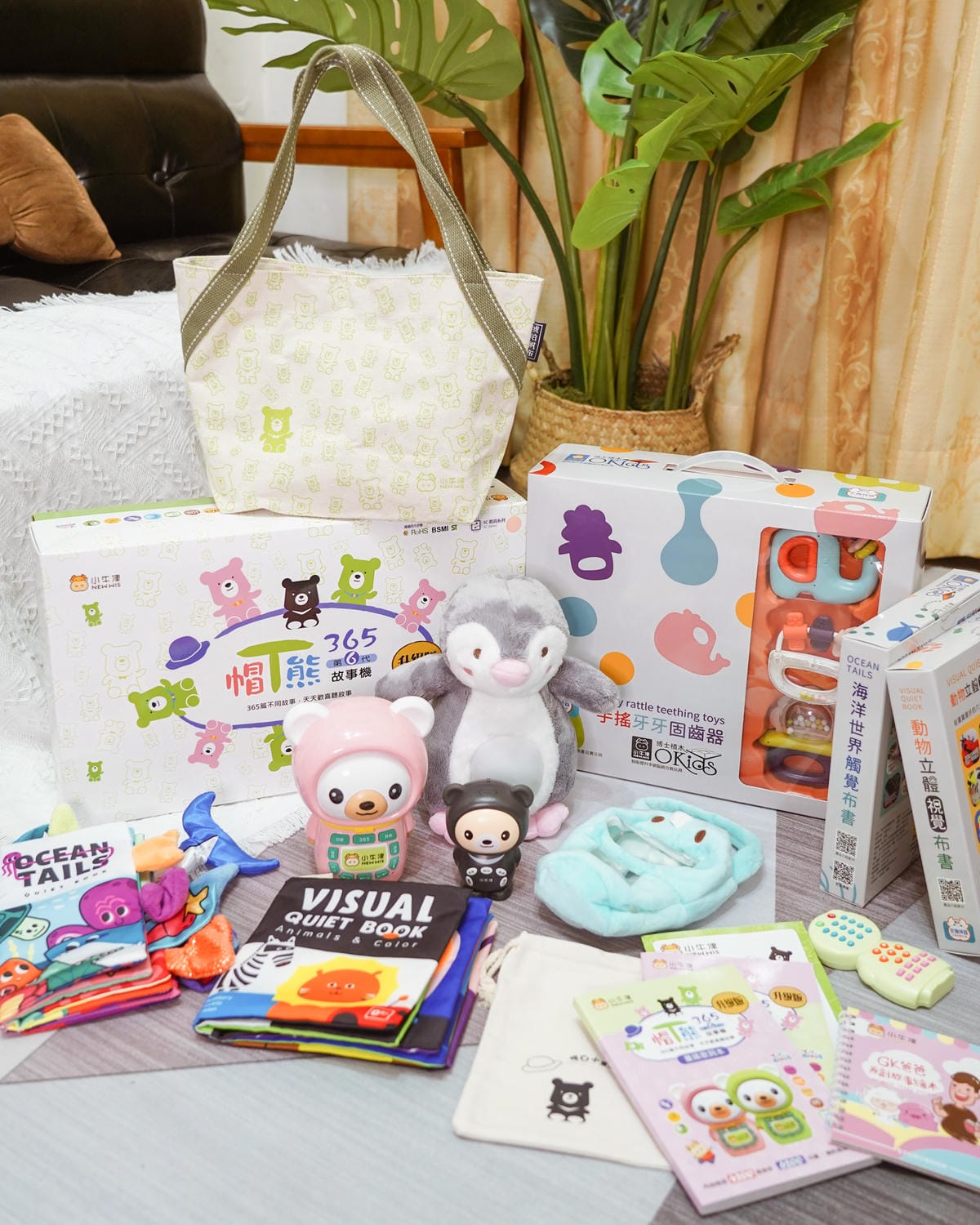 小牛津 育兒安撫神器開箱 365帽T熊故事機 布書 固齒器 企鵝寶貝 獨家首團114結團70.jpg 小牛津 育兒安撫神器開箱 365帽T熊故事機 布書 固齒器 企鵝寶貝 獨家首團114結團70.jpg