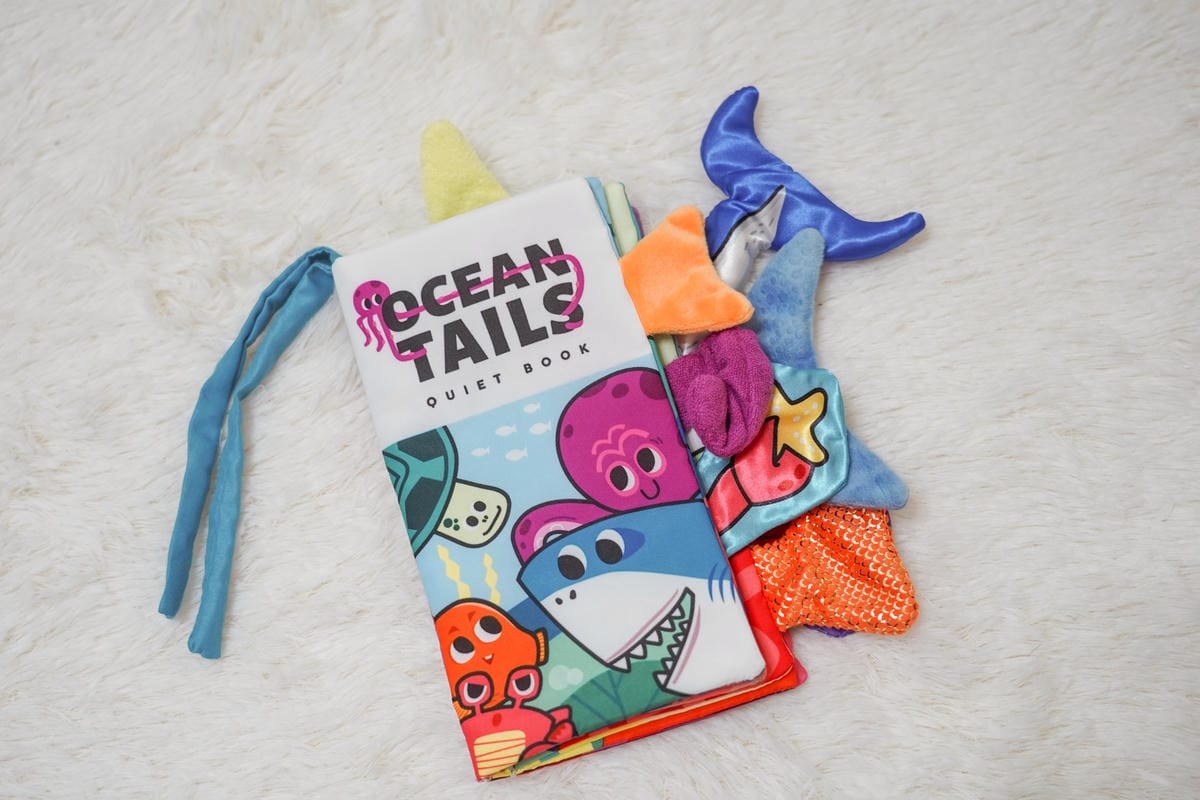 小牛津 育兒安撫神器開箱 365帽T熊故事機 布書 固齒器 企鵝寶貝 獨家首團114結團42.jpg 小牛津 育兒安撫神器開箱 365帽T熊故事機 布書 固齒器 企鵝寶貝 獨家首團114結團42.jpg