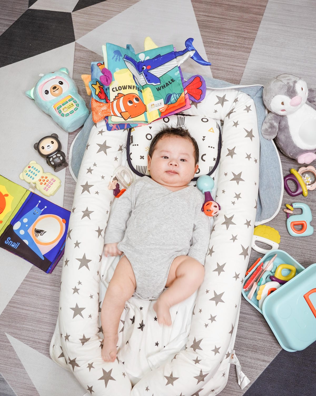 小牛津 育兒安撫神器開箱 365帽T熊故事機 布書 固齒器 企鵝寶貝 獨家首團114結團2.jpg 小牛津 育兒安撫神器開箱 365帽T熊故事機 布書 固齒器 企鵝寶貝 獨家首團114結團2.jpg