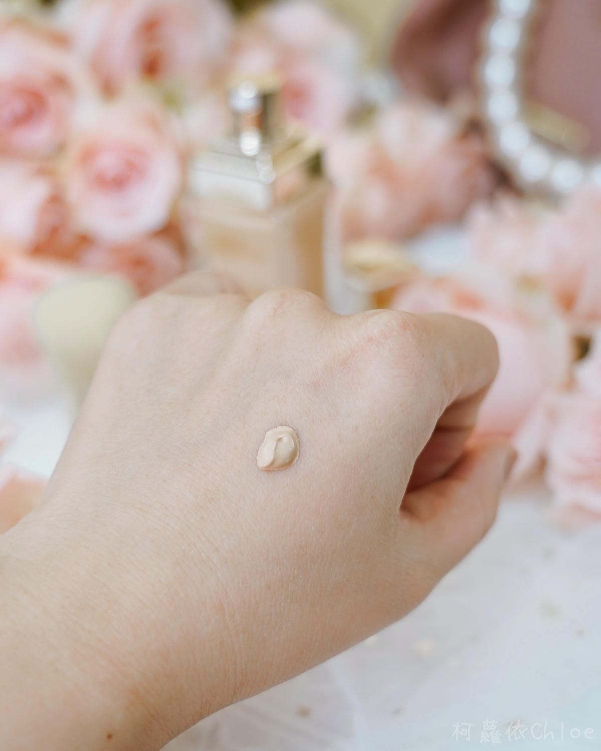 粉底液推薦 Dior精萃再生花蜜微導粉底 持妝遮瑕UP 妝出玫瑰粉鑽光8.jpg 粉底液推薦 Dior精萃再生花蜜微導粉底 持妝遮瑕UP 妝出玫瑰粉鑽光8.jpg