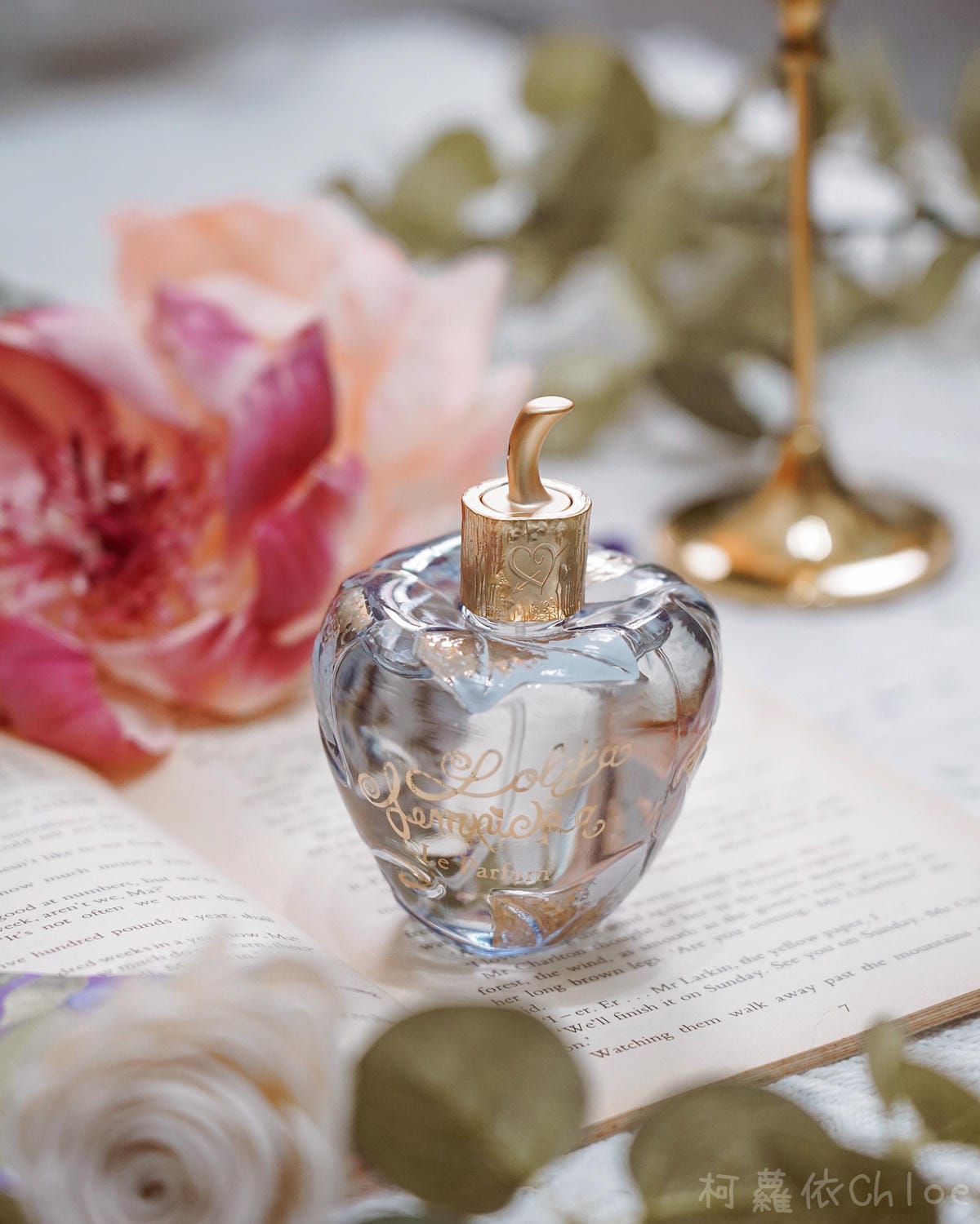 香氛 可愛卻危險的蘋果!童話系香氛 Lolita Lempicka蘿莉塔經典蘋果淡香精 復刻再現2.jpg 香氛 可愛卻危險的蘋果!童話系香氛 Lolita Lempicka蘿莉塔經典蘋果淡香精 復刻再現2.jpg