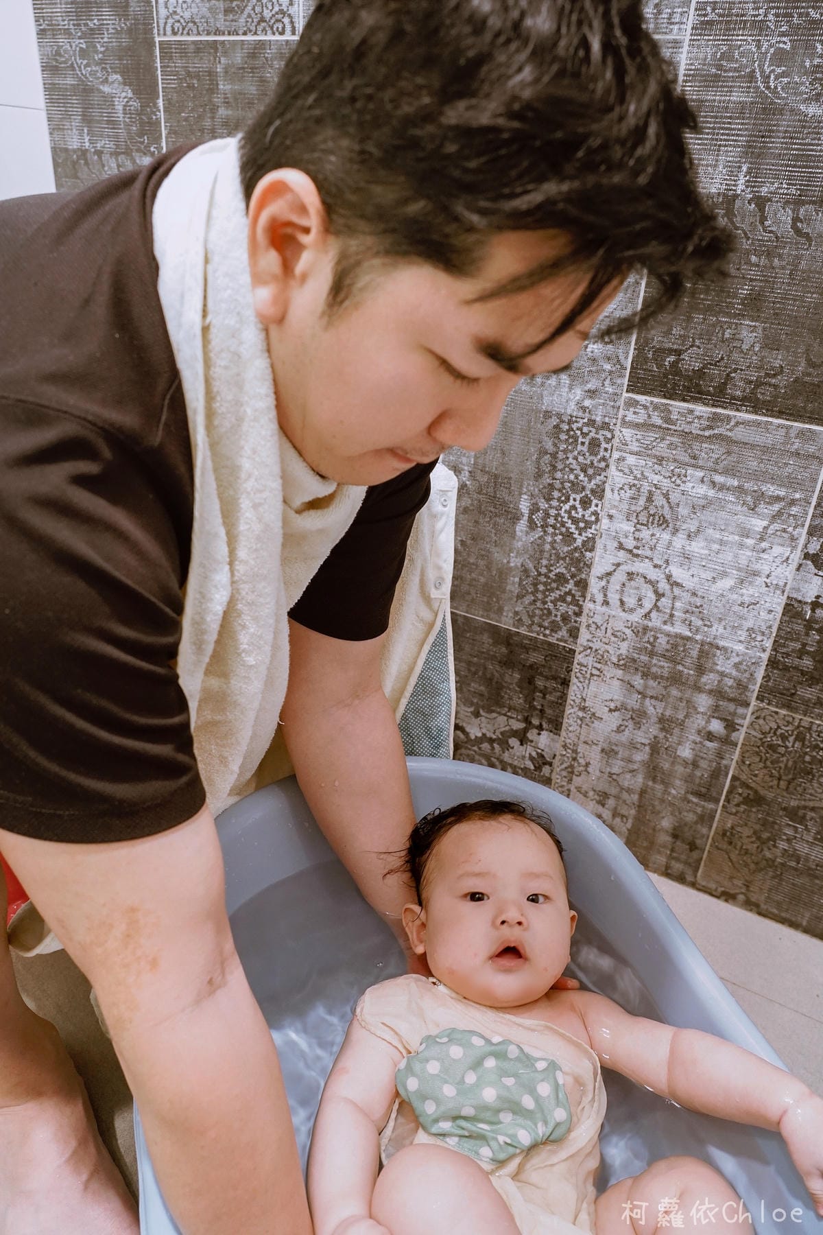 3000元以下寶寶彌月禮 Nizio小蘑菇浴巾 爸媽都好上手 跳跳糖四層紗浴包巾 摸摸菇安撫澡巾 親膚推薦8.jpg 3000元以下寶寶彌月禮 Nizio小蘑菇浴巾 爸媽都好上手 跳跳糖四層紗浴包巾 摸摸菇安撫澡巾 親膚推薦8.jpg