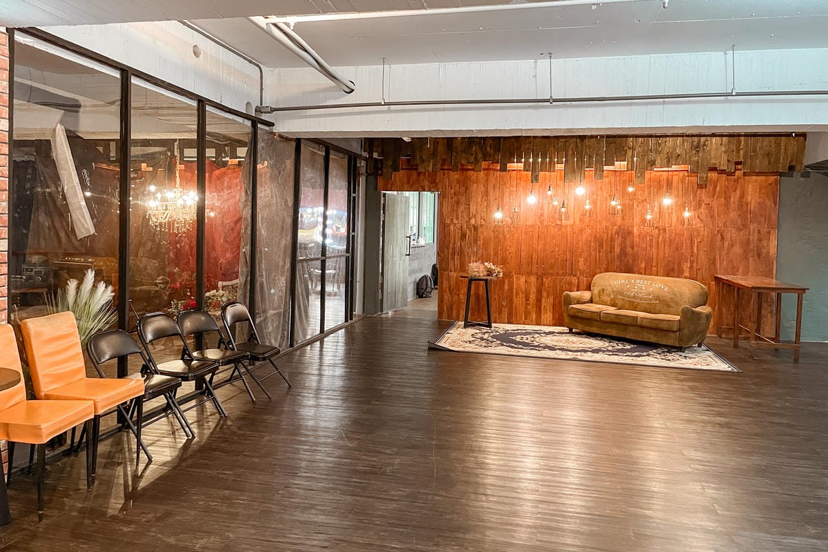 台南自助婚紗|伊頓婚紗 婚紗禮服租借 宴客手工白紗 晚禮服 西服挑選紀錄 @伊頓自助婚紗台南旗艦店31.jpg 台南自助婚紗|伊頓婚紗 婚紗禮服租借 宴客手工白紗 晚禮服 西服挑選紀錄 @伊頓自助婚紗台南旗艦店31.jpg