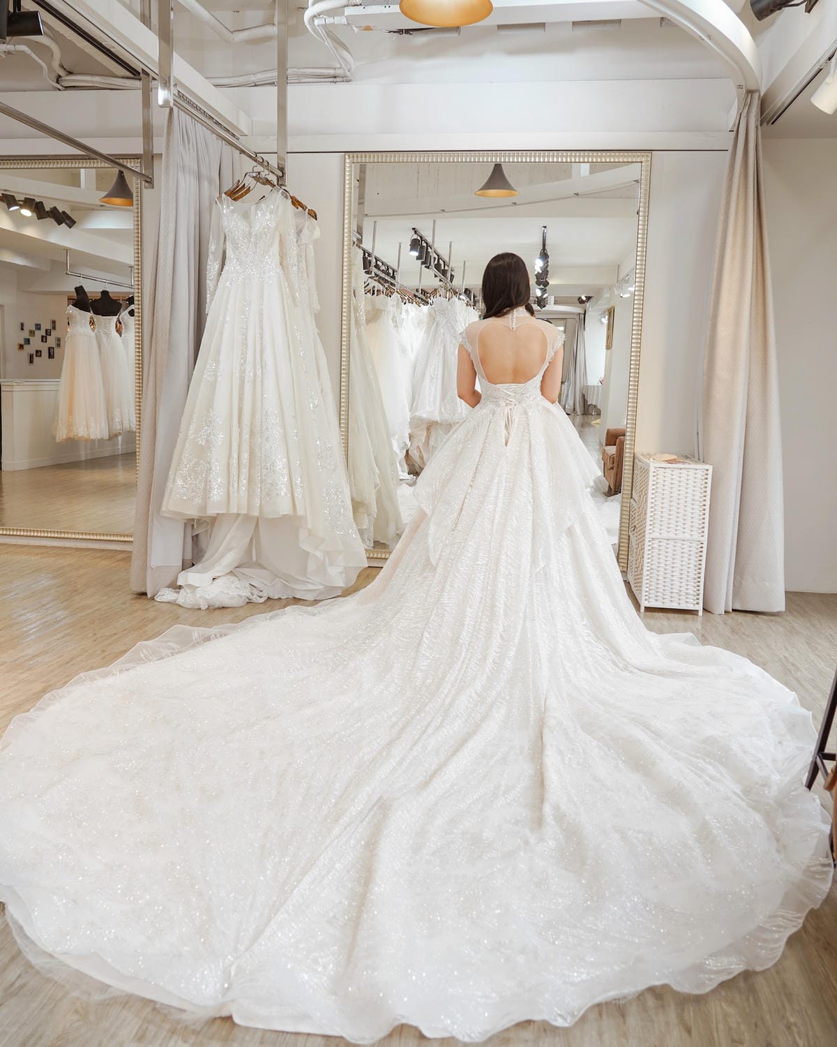 台南自助婚紗|伊頓婚紗 婚紗禮服租借 宴客手工白紗 晚禮服 西服挑選紀錄 @伊頓自助婚紗台南旗艦店21A.jpg 台南自助婚紗|伊頓婚紗 婚紗禮服租借 宴客手工白紗 晚禮服 西服挑選紀錄 @伊頓自助婚紗台南旗艦店21A.jpg