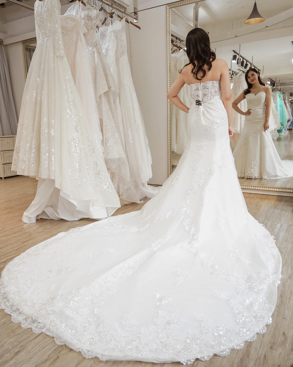 台南自助婚紗|伊頓婚紗 婚紗禮服租借 宴客手工白紗 晚禮服 西服挑選紀錄 @伊頓自助婚紗台南旗艦店25.jpg 台南自助婚紗|伊頓婚紗 婚紗禮服租借 宴客手工白紗 晚禮服 西服挑選紀錄 @伊頓自助婚紗台南旗艦店25.jpg