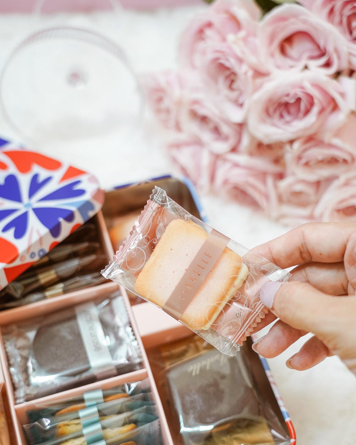 喜餅試吃ISABELLE X ELLE 聯名款 杜樂麗小情歌 心花朵朵 甜美時尚喜餅推薦42.jpg 喜餅試吃ISABELLE X ELLE 聯名款 杜樂麗小情歌 心花朵朵 甜美時尚喜餅推薦42.jpg