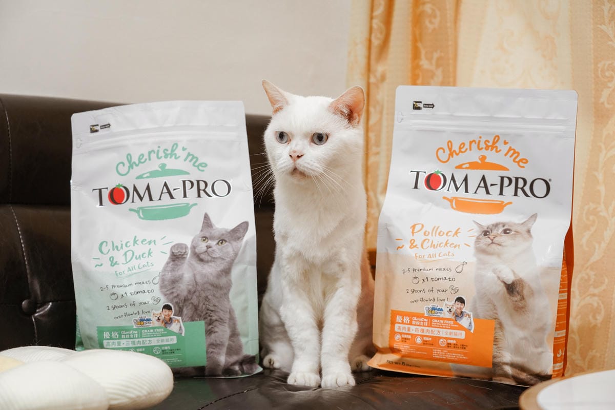高CP值貓咪飼料推薦 優格寵物食譜 給貓咪高肉量配方 三種肉四種肉好評開箱2.jpg 高CP值貓咪飼料推薦 優格寵物食譜 給貓咪高肉量配方 三種肉四種肉好評開箱2.jpg
