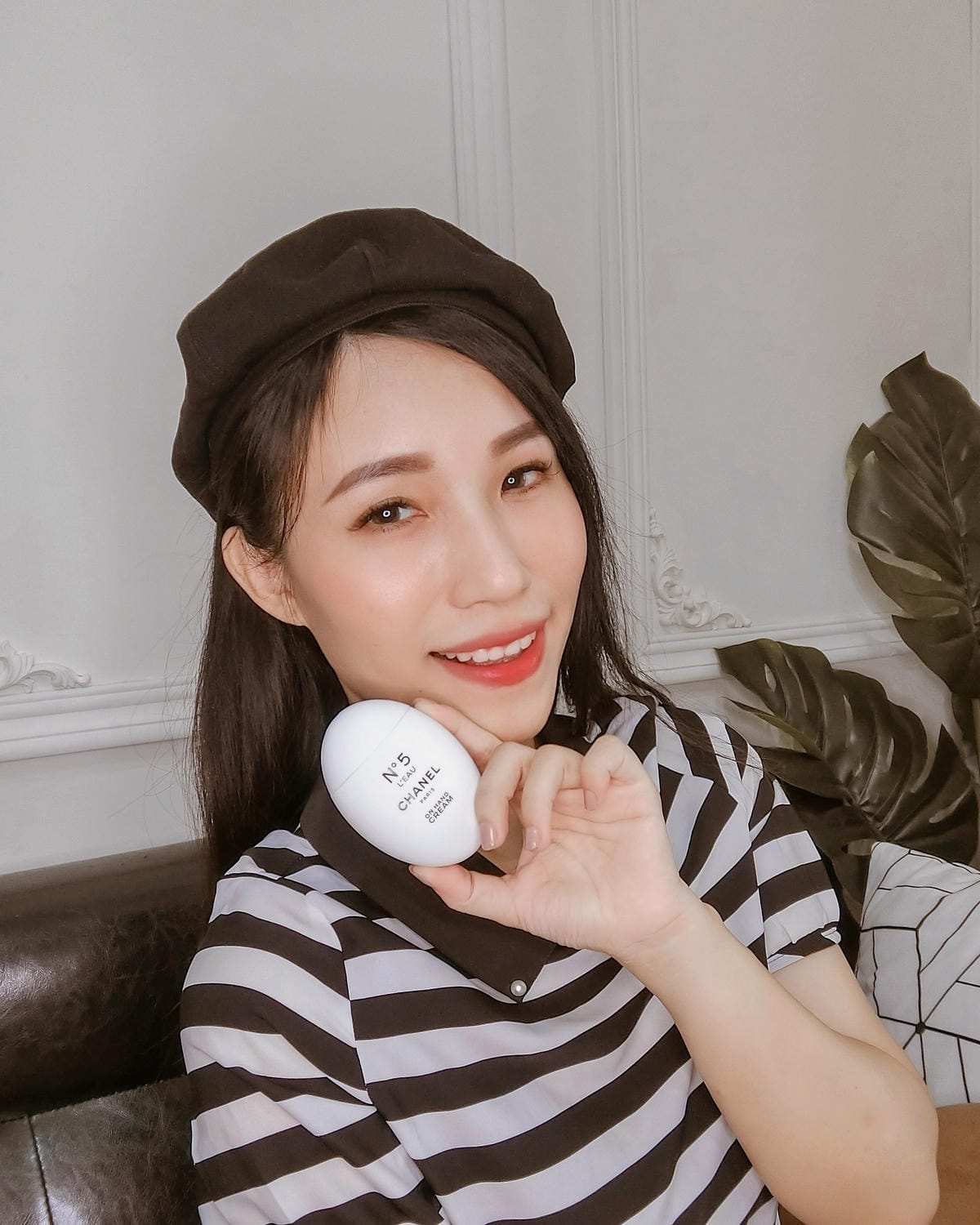 CHANEL 香奈兒N°5 L%5CEAU清新晨露清新晨露玉手霜 隨時散發迷人香氛2.jpg CHANEL 香奈兒N°5 L%5CEAU清新晨露清新晨露玉手霜 隨時散發迷人香氛2.jpg