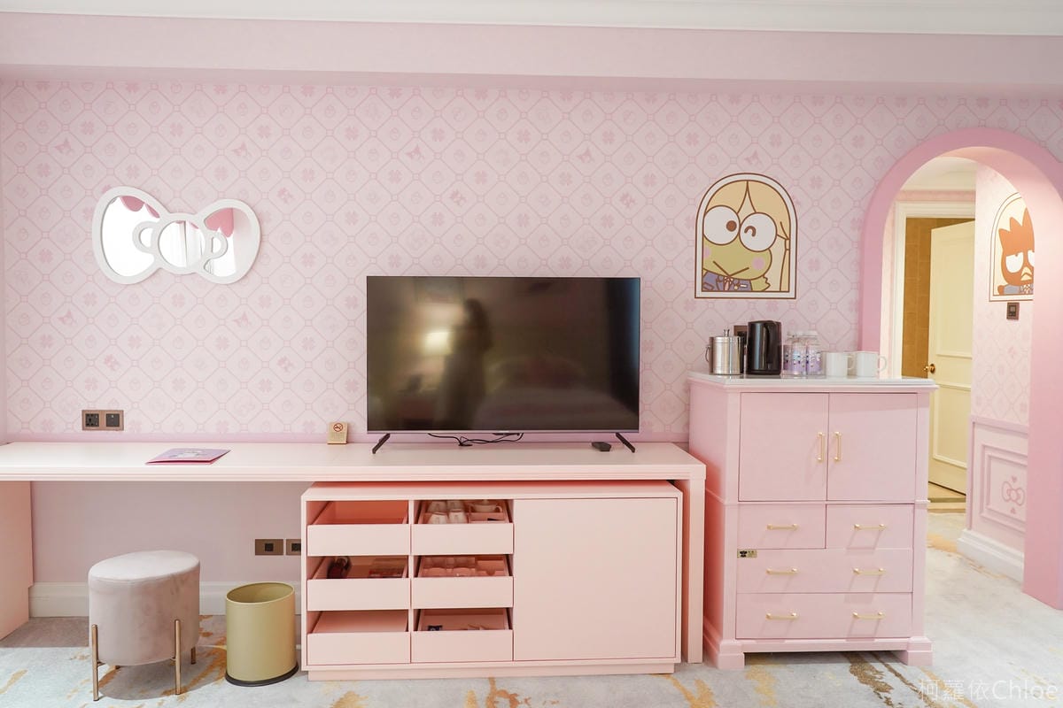 漢來大飯店 三麗鷗主題房 18間房型徹底萌翻 任一角落都是打卡點!美式學院風Hello Kitty搶先看25.jpg 漢來大飯店 三麗鷗主題房 18間房型徹底萌翻 任一角落都是打卡點!美式學院風Hello Kitty搶先看25.jpg