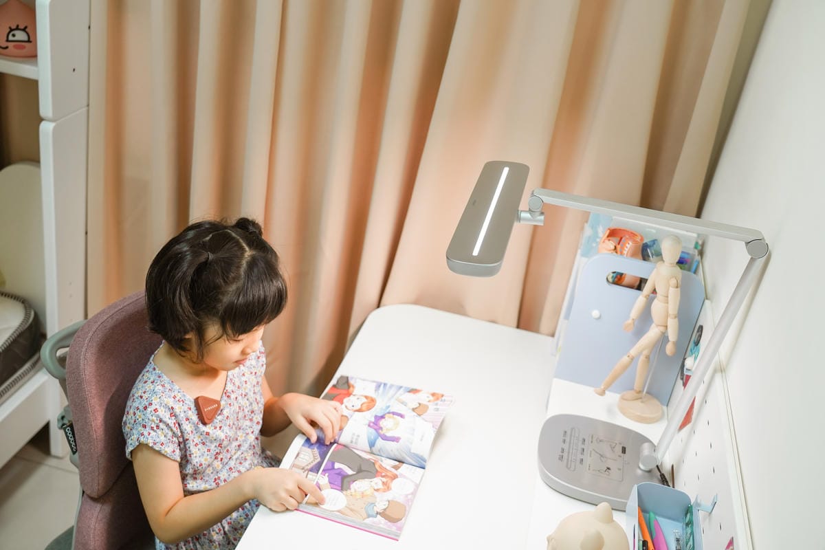 飛利浦A5軒博智能檯燈好用嗎 時尚護眼智慧檯燈推薦 讀書寫字光線更均勻22.jpg 飛利浦A5軒博智能檯燈好用嗎 時尚護眼智慧檯燈推薦 讀書寫字光線更均勻22.jpg