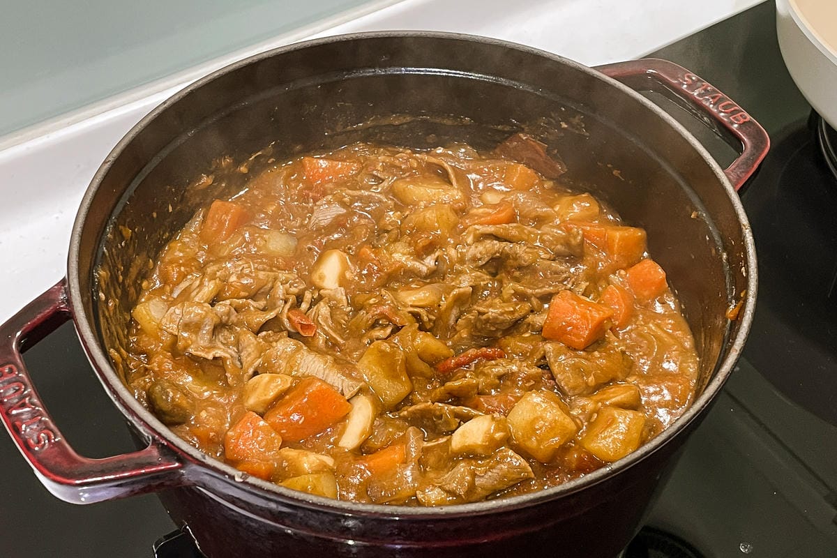 鑄鐵鍋食譜 無水疊煮蕃茄蘋果豬肉咖哩11.jpg 鑄鐵鍋食譜 無水疊煮蕃茄蘋果豬肉咖哩11.jpg