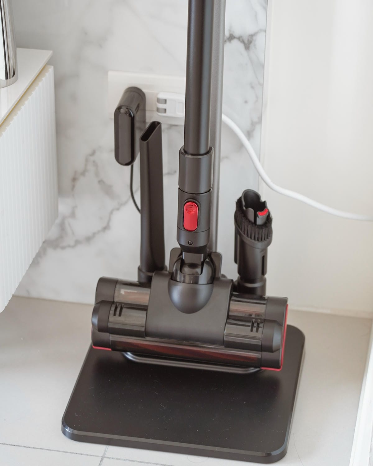 吸塵器推薦 TOSHIBA 東芝 雙滾刷真吸淨無線吸塵器 新品開箱6.jpg 吸塵器推薦 TOSHIBA 東芝 雙滾刷真吸淨無線吸塵器 新品開箱6.jpg