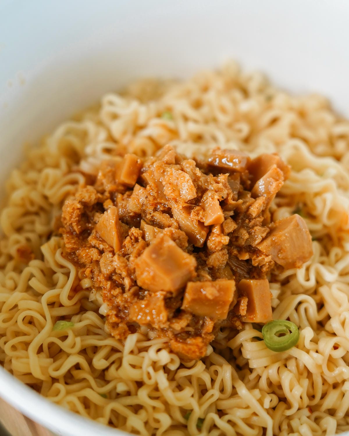 隨緣泡麵新口味開箱 塔香新豬肉拌麵 椒香豆腐新豬肉麵 有料的素食泡麵20.jpg 隨緣泡麵新口味開箱 塔香新豬肉拌麵 椒香豆腐新豬肉麵 有料的素食泡麵20.jpg