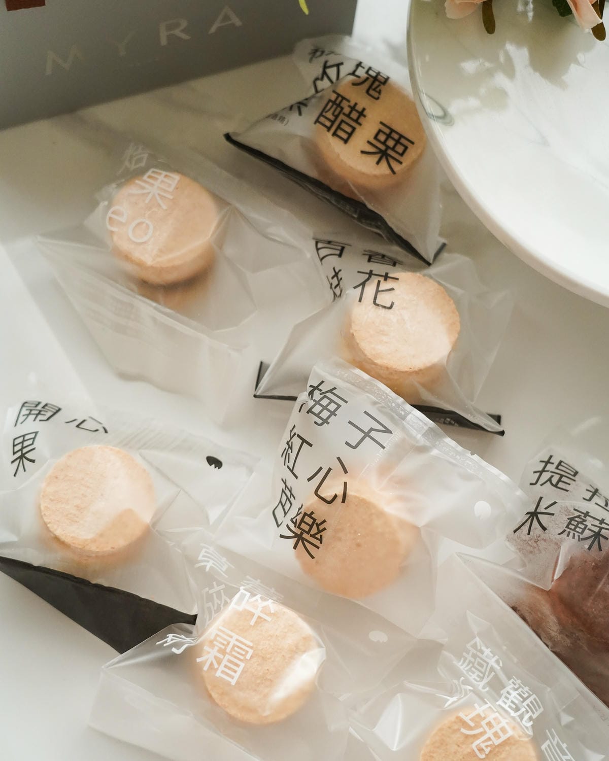 台北美食 MYRA達克瓦茲 高顏值伴手禮 吃過念念不忘啊!3.jpg 台北美食 MYRA達克瓦茲 高顏值伴手禮 吃過念念不忘啊!3.jpg